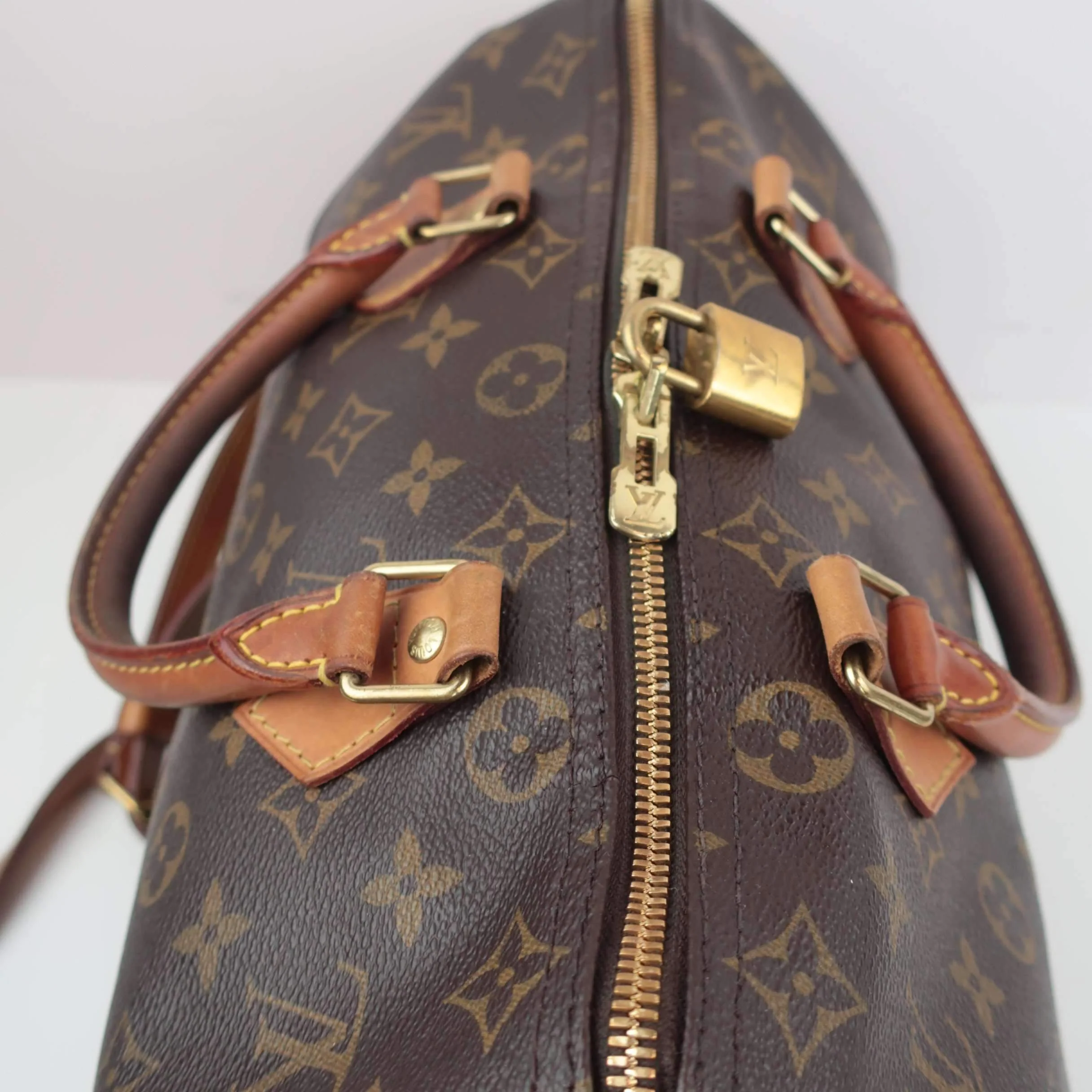 Louis Vuitton Monogram Canvas Speedy 30 Bandouliere Bag (with initials) - Image 20