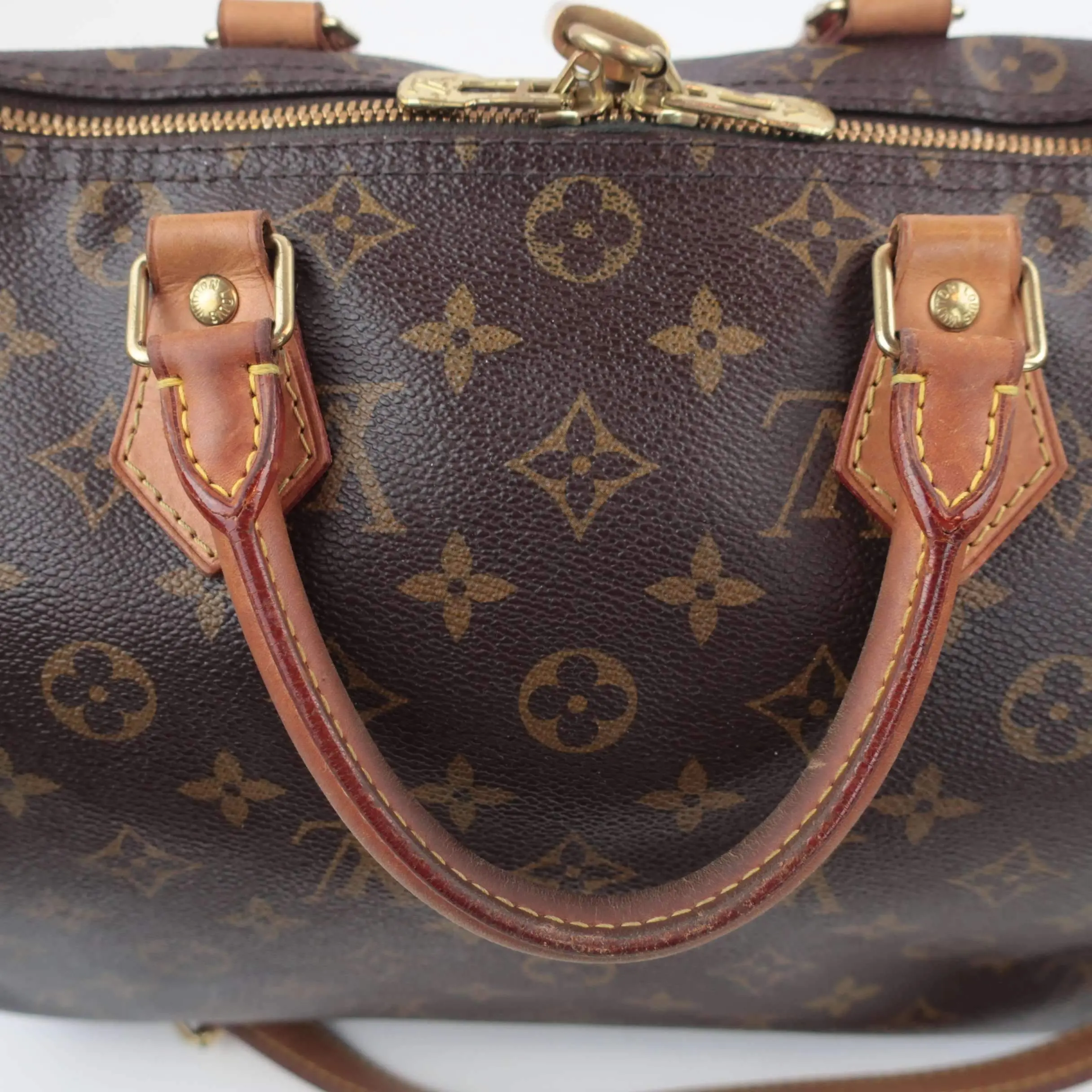 Louis Vuitton Monogram Canvas Speedy 30 Bandouliere Bag (with initials) - Image 27