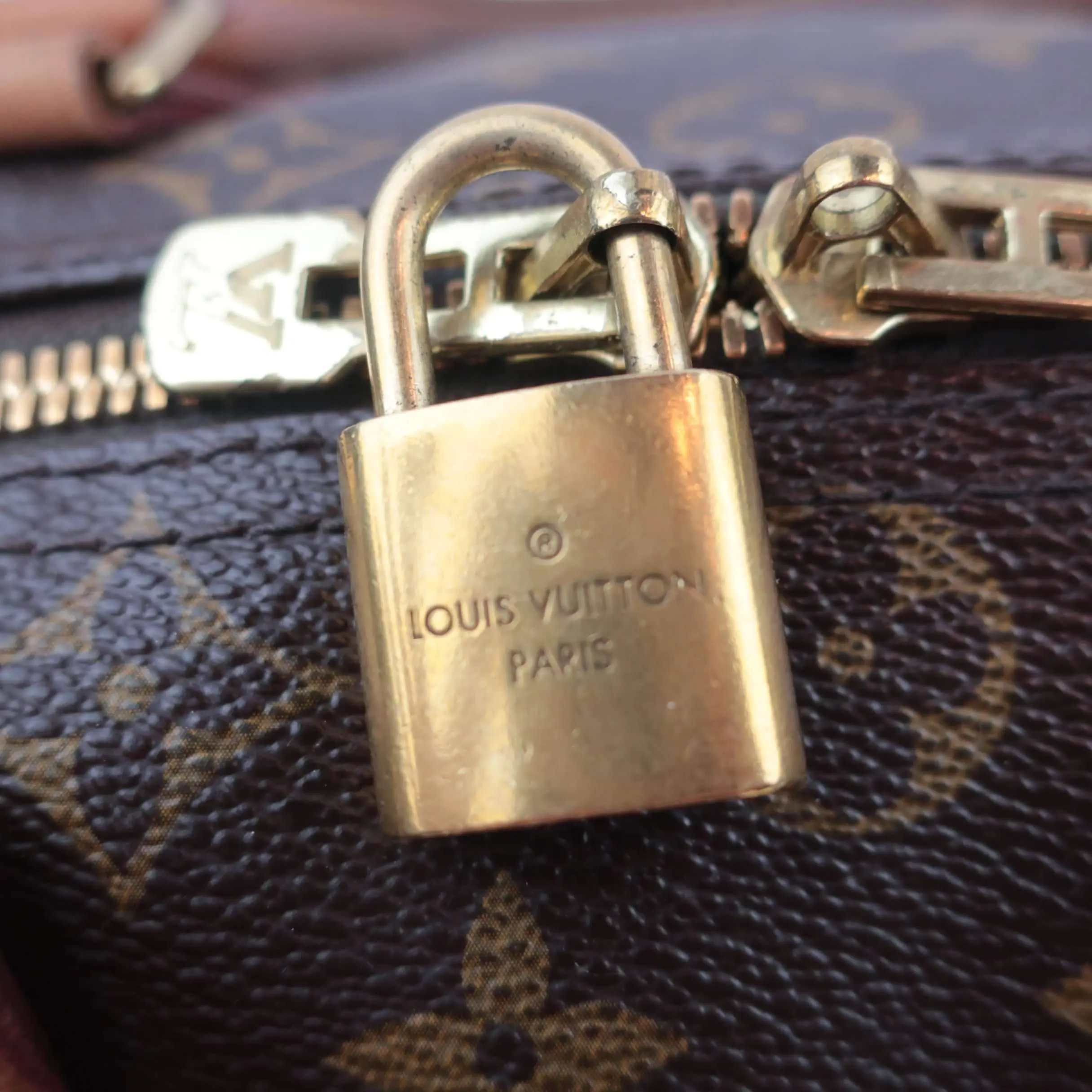 Louis Vuitton Monogram Canvas Speedy 30 Bandouliere Bag (with initials) - Image 30
