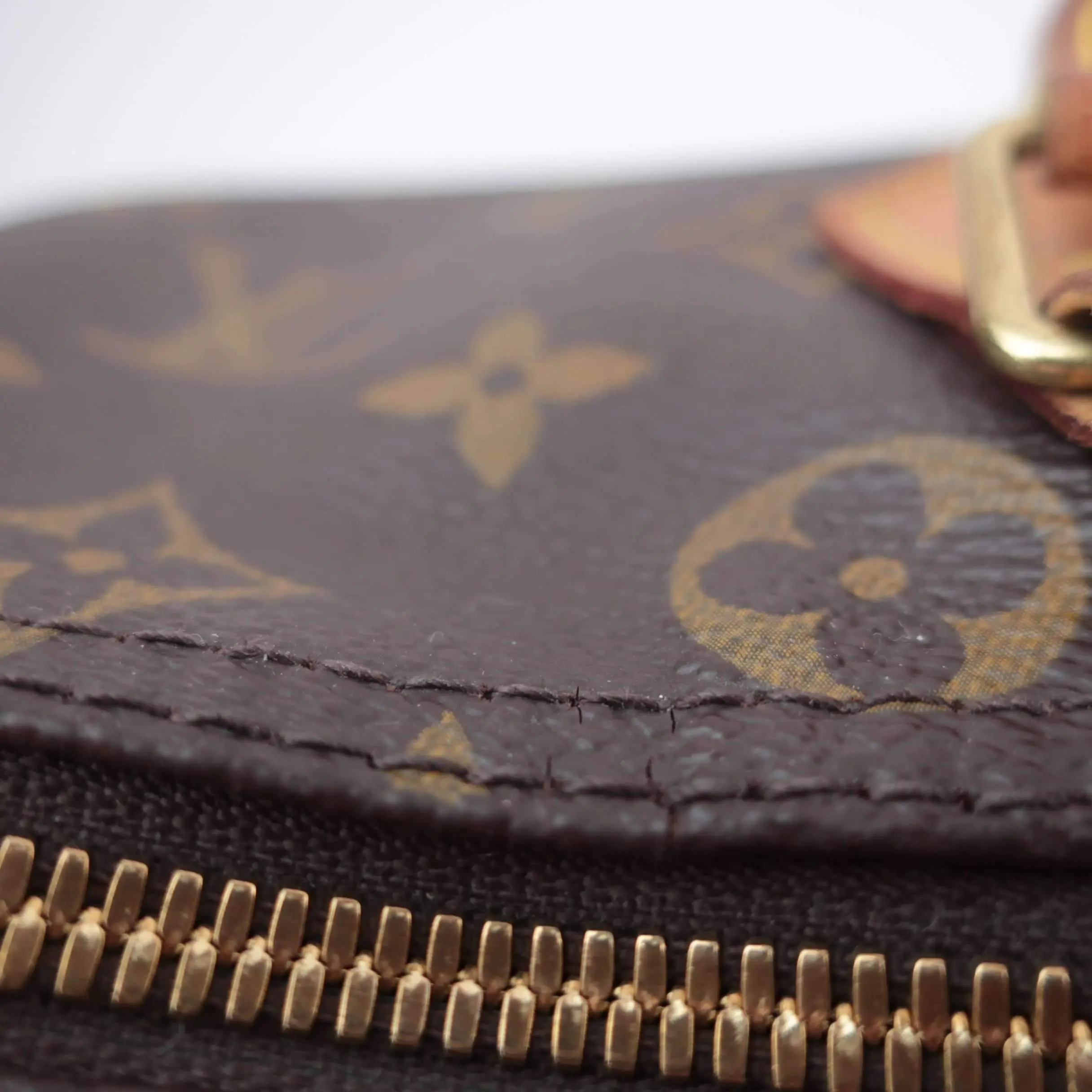 Louis Vuitton Monogram Canvas Speedy 30 Bandouliere Bag (with initials) - Image 31