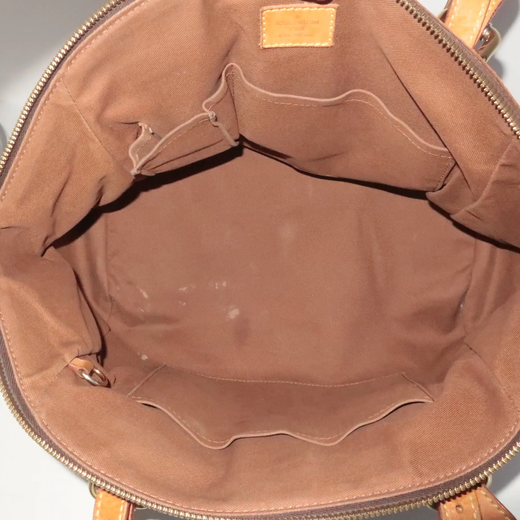 Louis Vuitton Monogram Canvas Tivoli GM Bag - Image 5