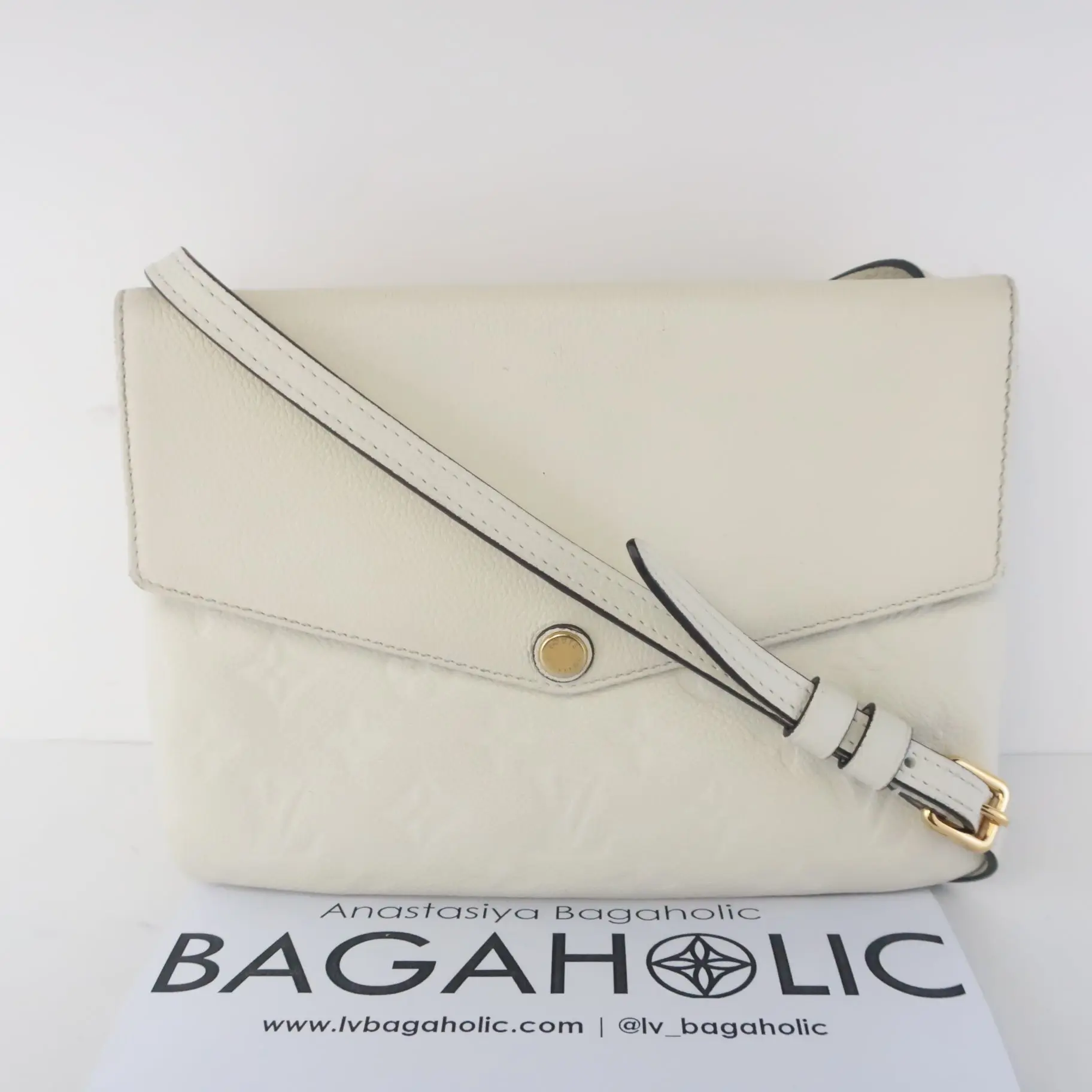 Louis Vuitton Monogram Empreinte Leather Neige Twice/Twinset Crossbody Bag - Image 4