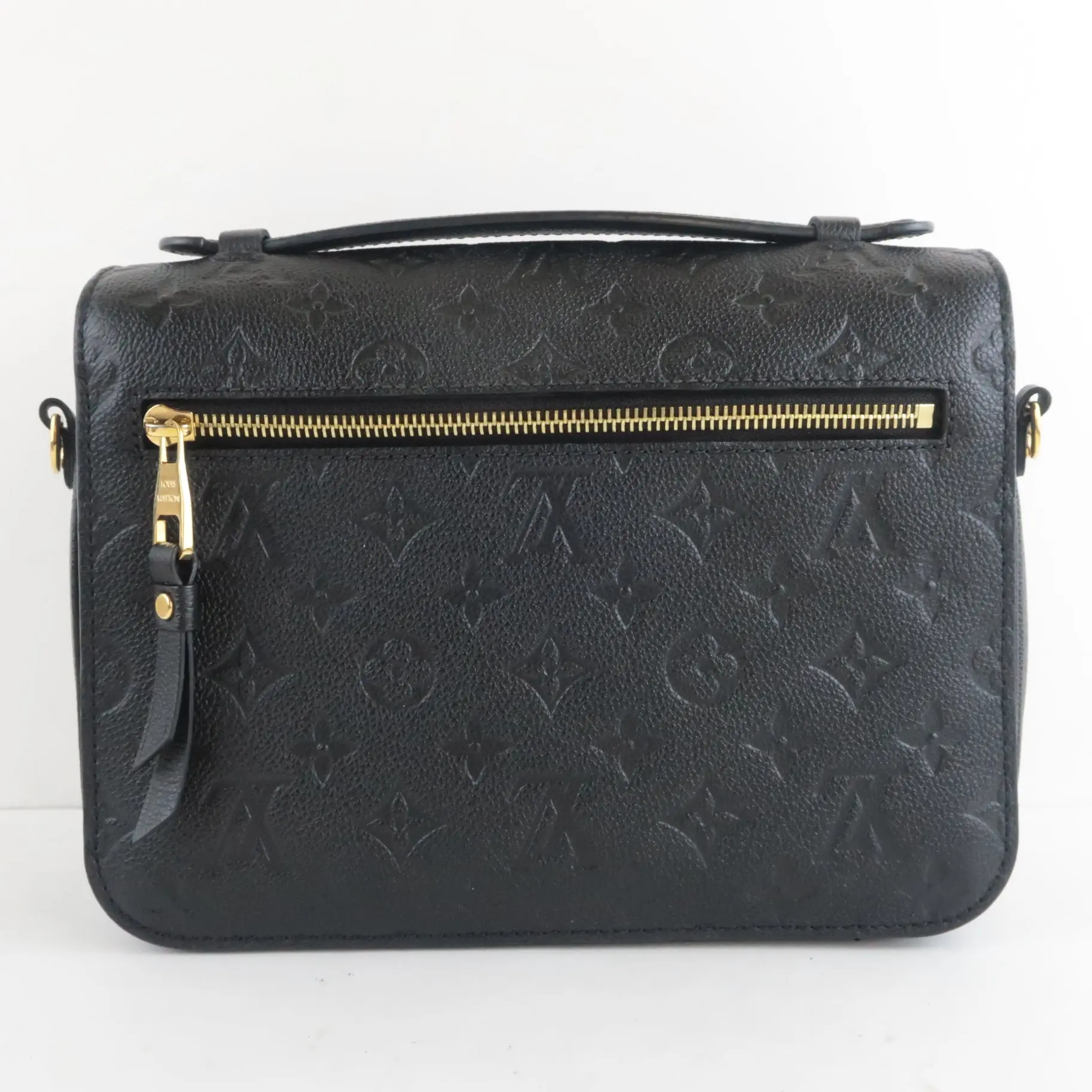 Louis Vuitton Monogram Empreinte Noir Pochette Metis Crossbody Bag - Image 4