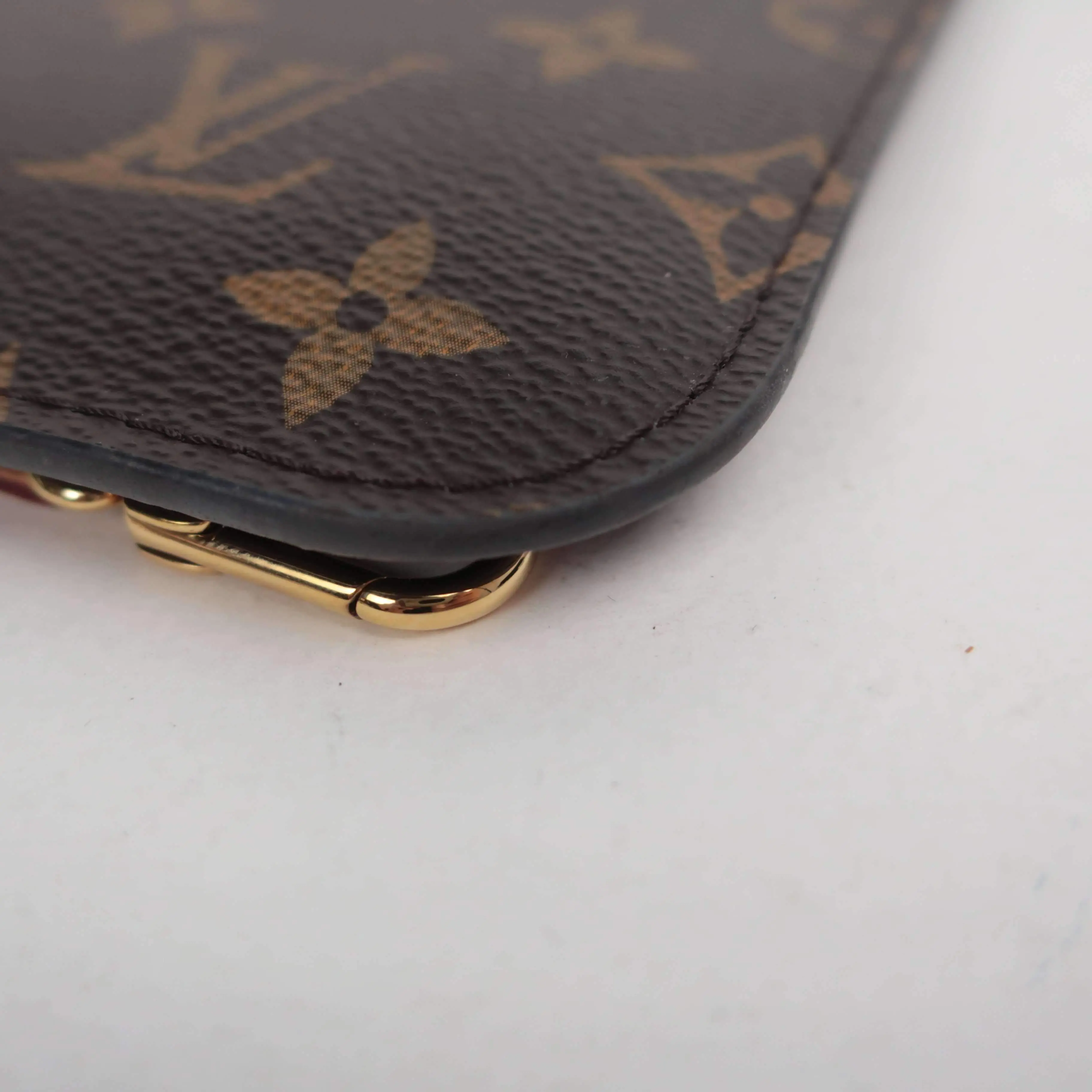 Louis Vuitton Monogram Neverfull Pouch with Pink Lining From Jungle Dot Neverfull MM - Image 4
