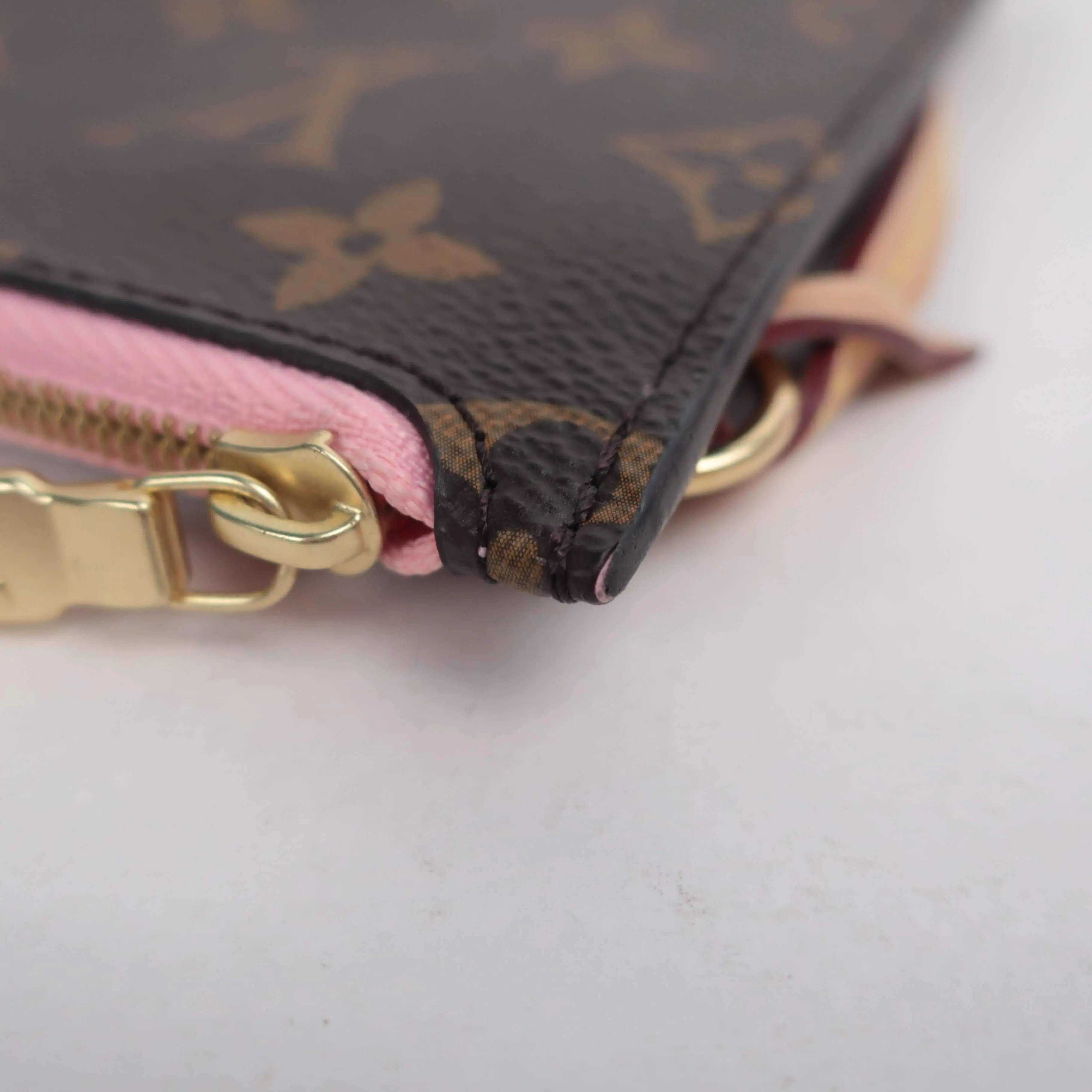 Louis Vuitton Monogram Neverfull Pouch with Pink Lining From Jungle Dot Neverfull MM - Image 6