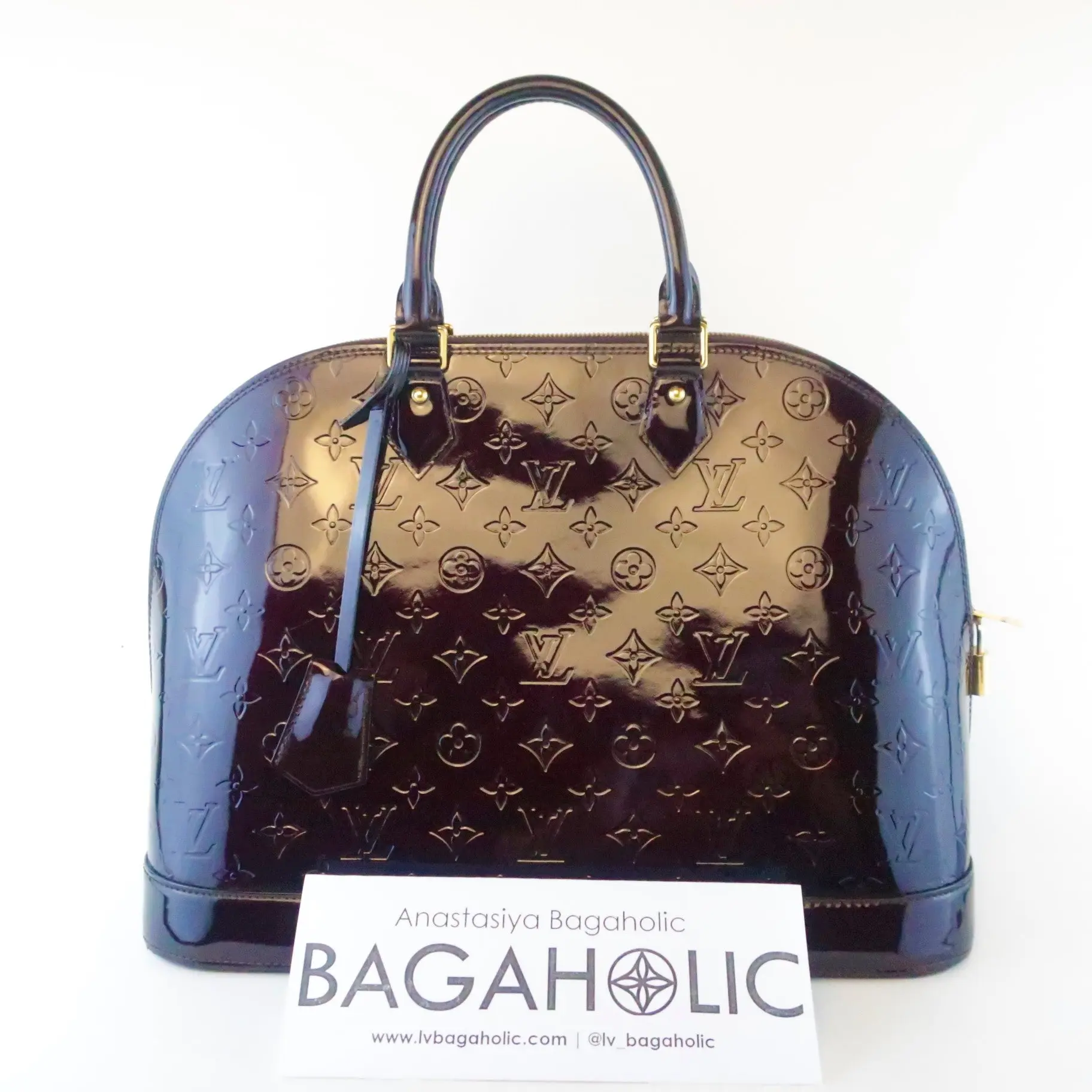 Louis Vuitton Monogram Vernis Alma MM Amarante Bag - Image 3