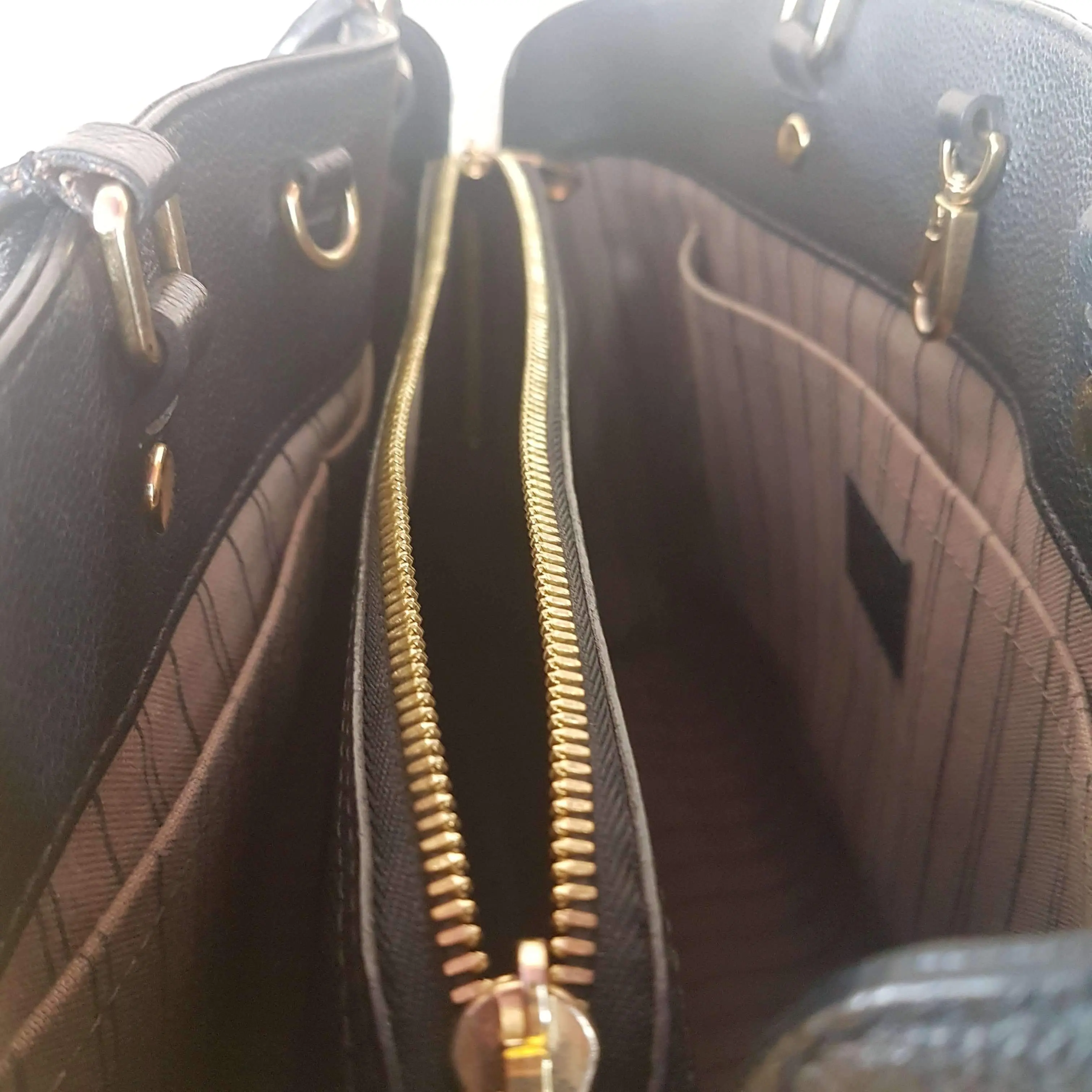 Louis Vuitton Montaigne GM Noir Empreinte Leather Bag - Image 30