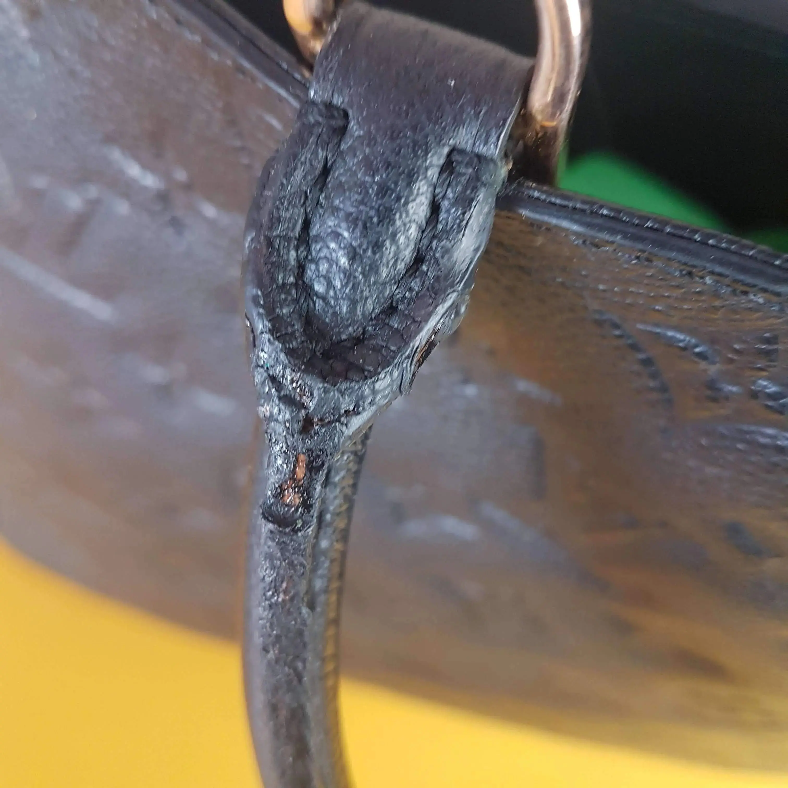 Louis Vuitton Montaigne GM Noir Empreinte Leather Bag - Image 35