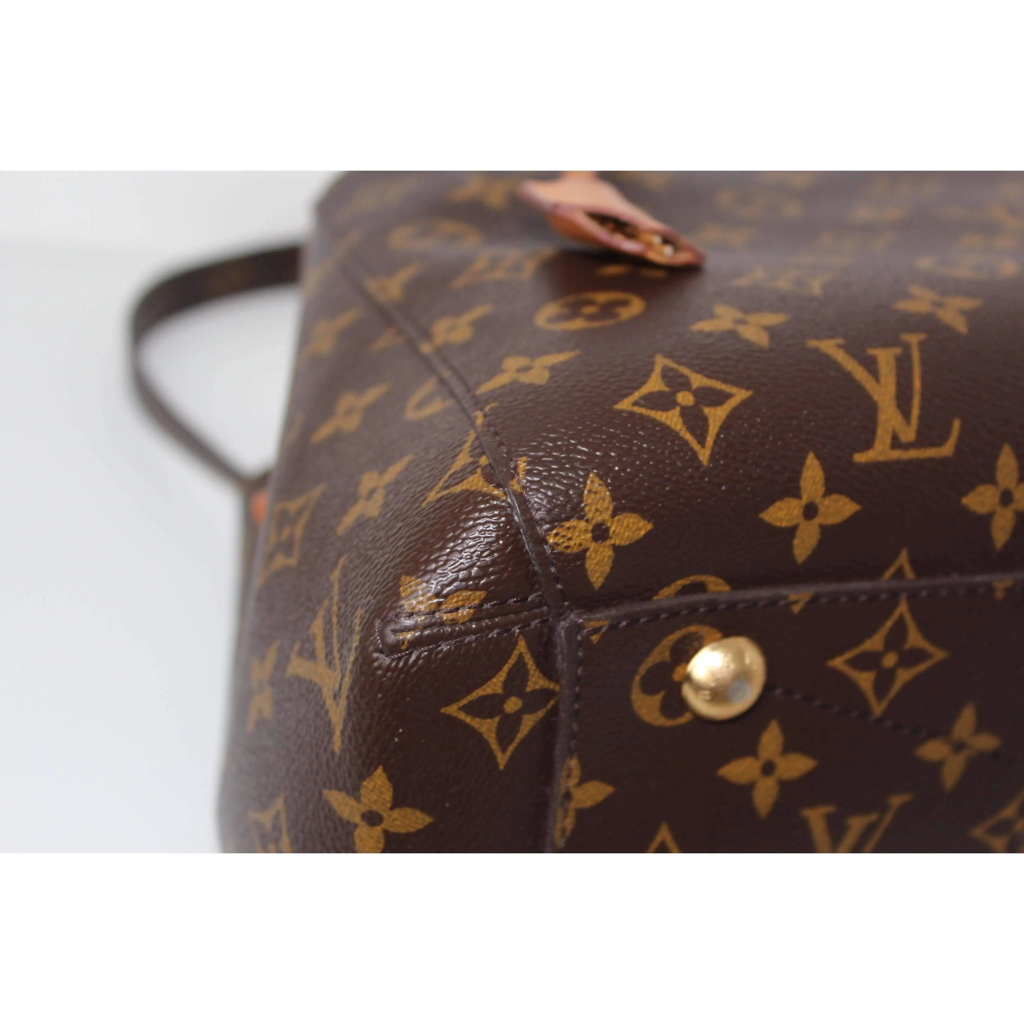 Louis Vuitton Montaigne MM Monogram Bag - Image 25