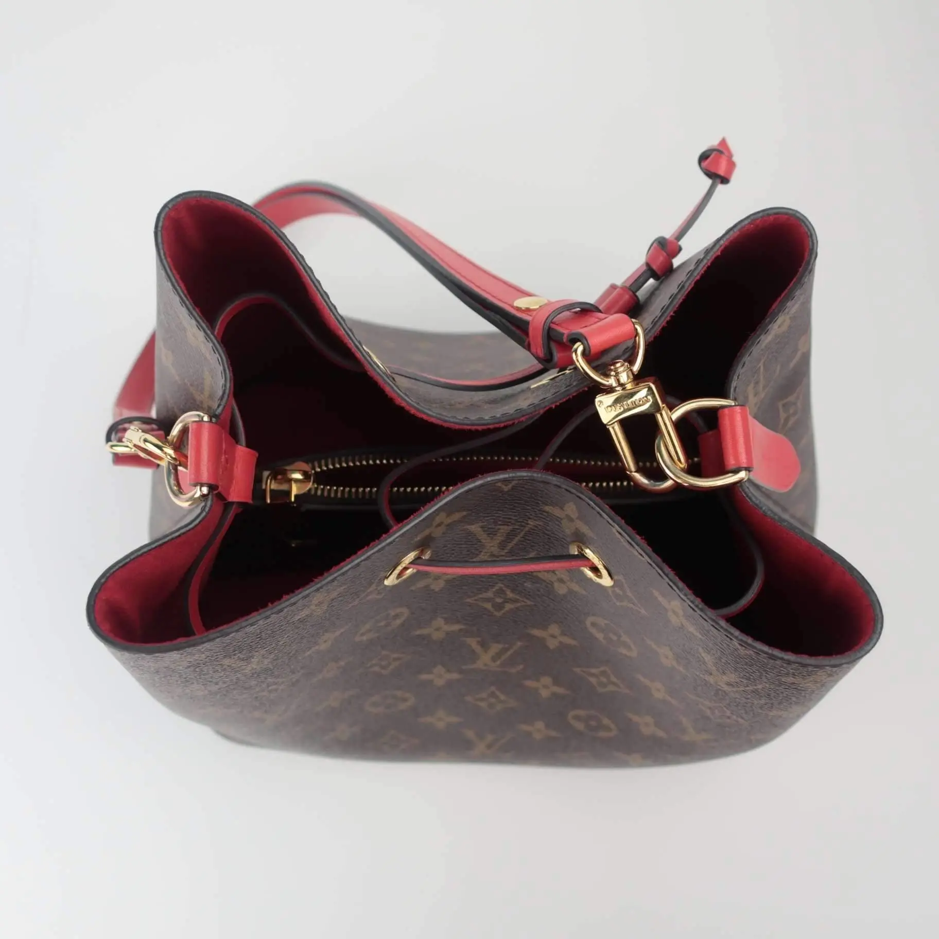 Louis Vuitton NeoNoe NM Shoulder Red Bag - Image 10