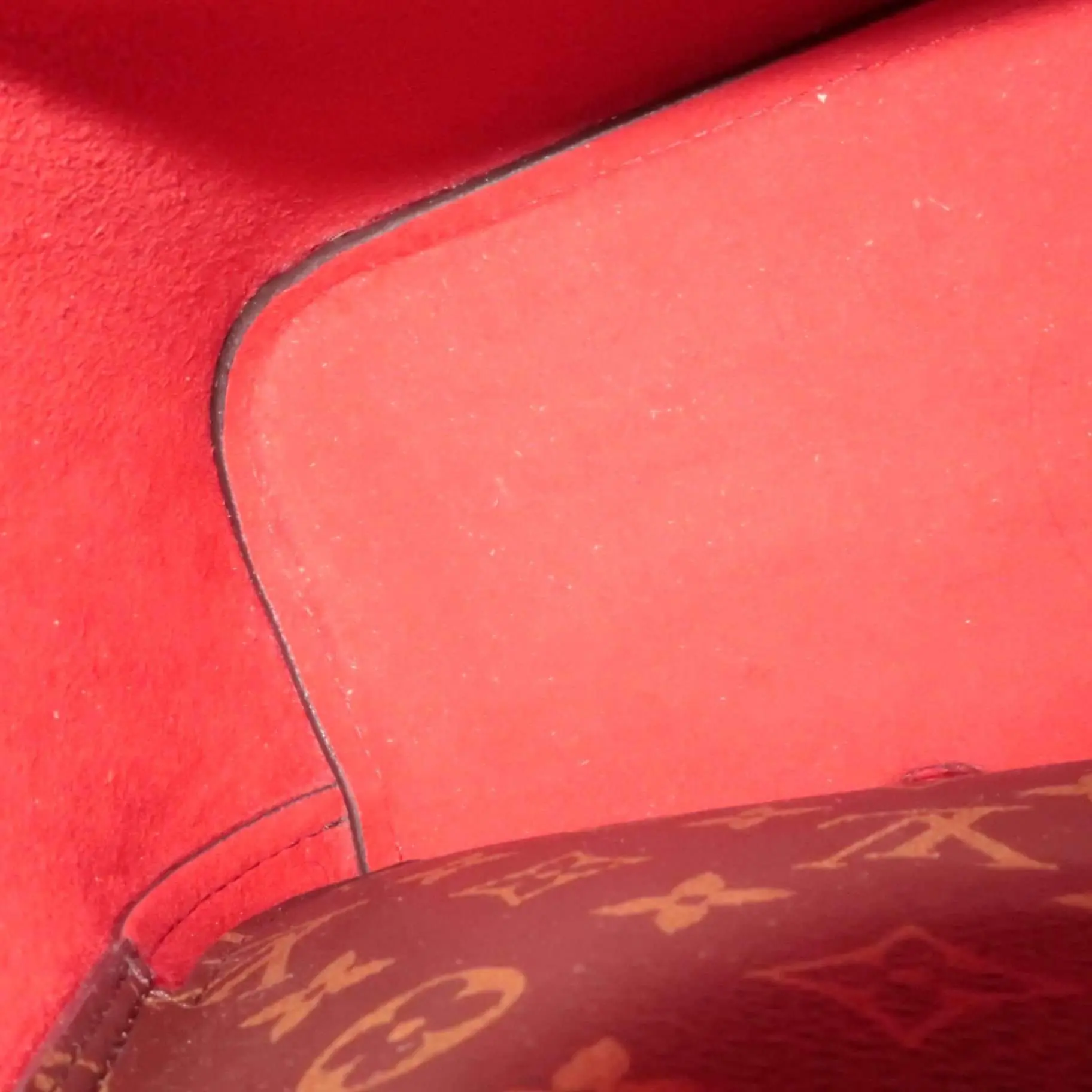 Louis Vuitton NeoNoe NM Shoulder Red Bag - Image 22