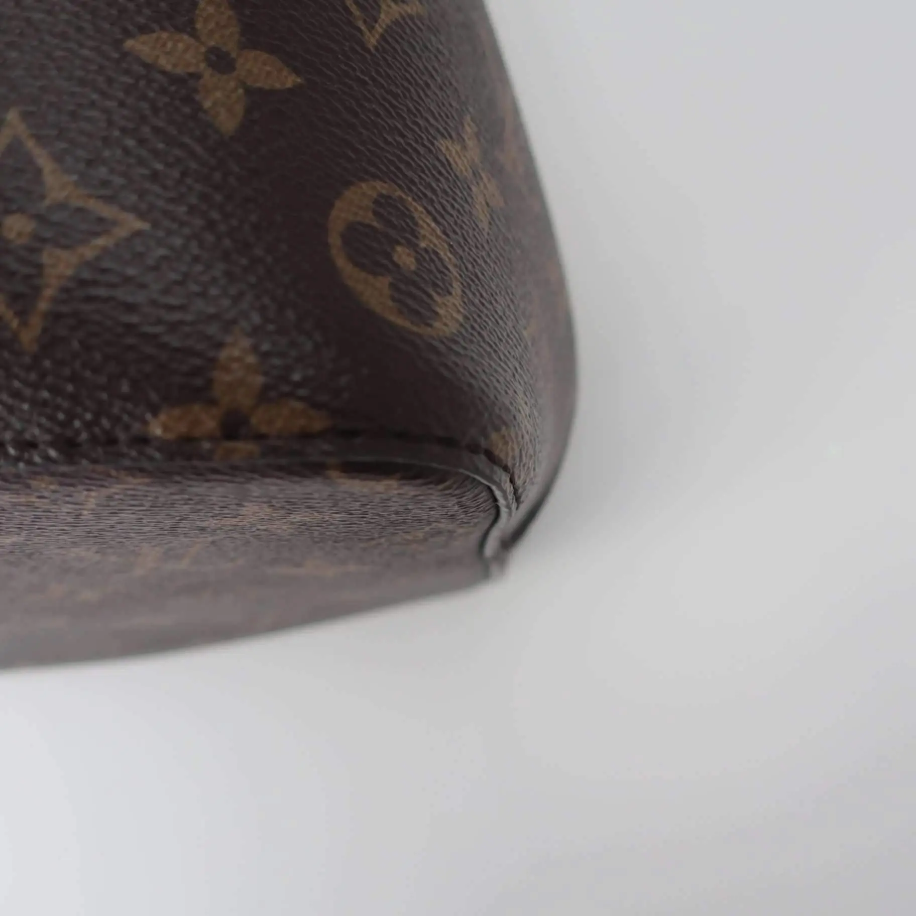 Louis Vuitton NeoNoe NM Shoulder Red Bag - Image 28