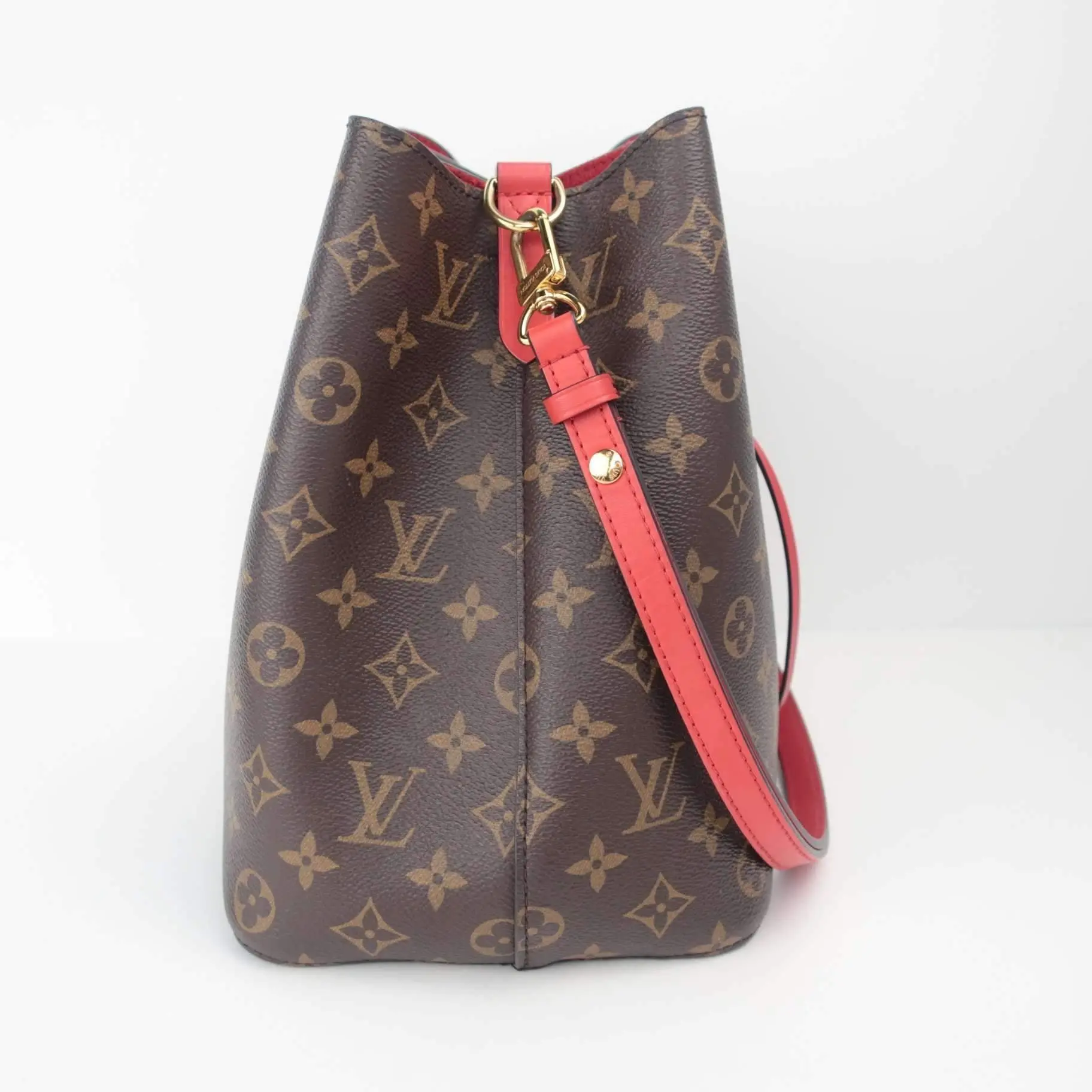 Louis Vuitton NeoNoe NM Shoulder Red Bag - Image 5