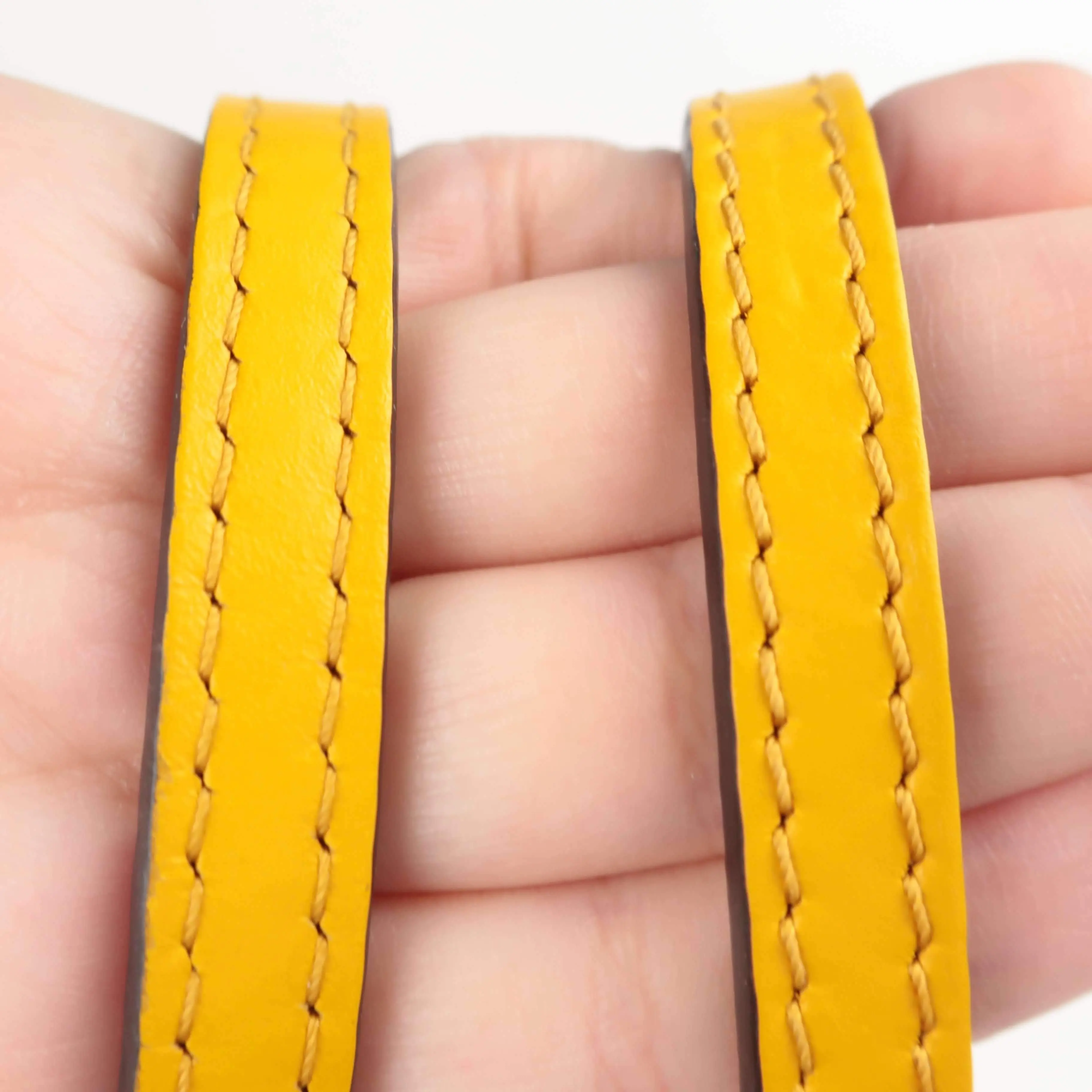 Louis Vuitton Neverfull MM Epi Yellow with pouch - Image 19
