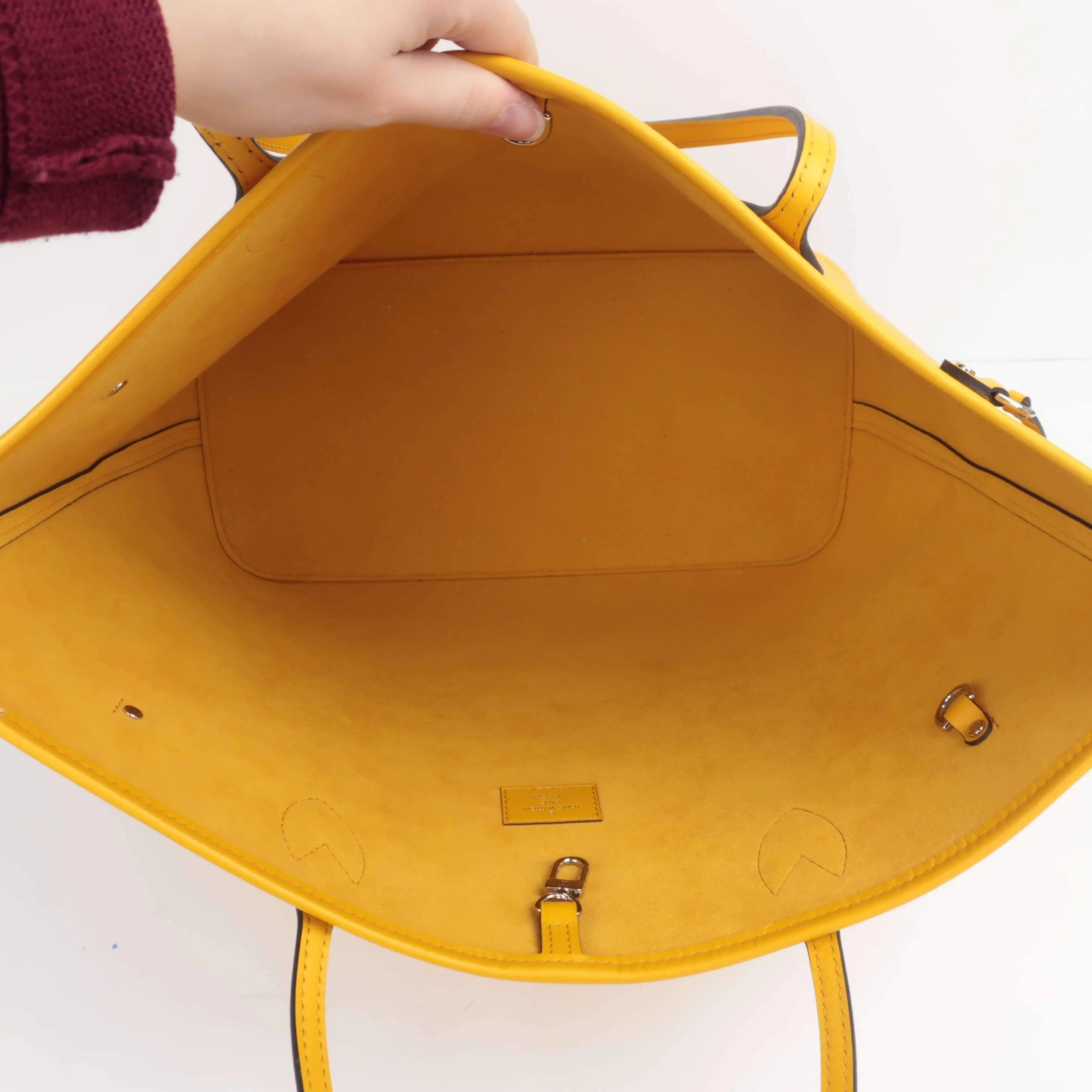 Louis Vuitton Neverfull MM Epi Yellow with pouch - Image 21