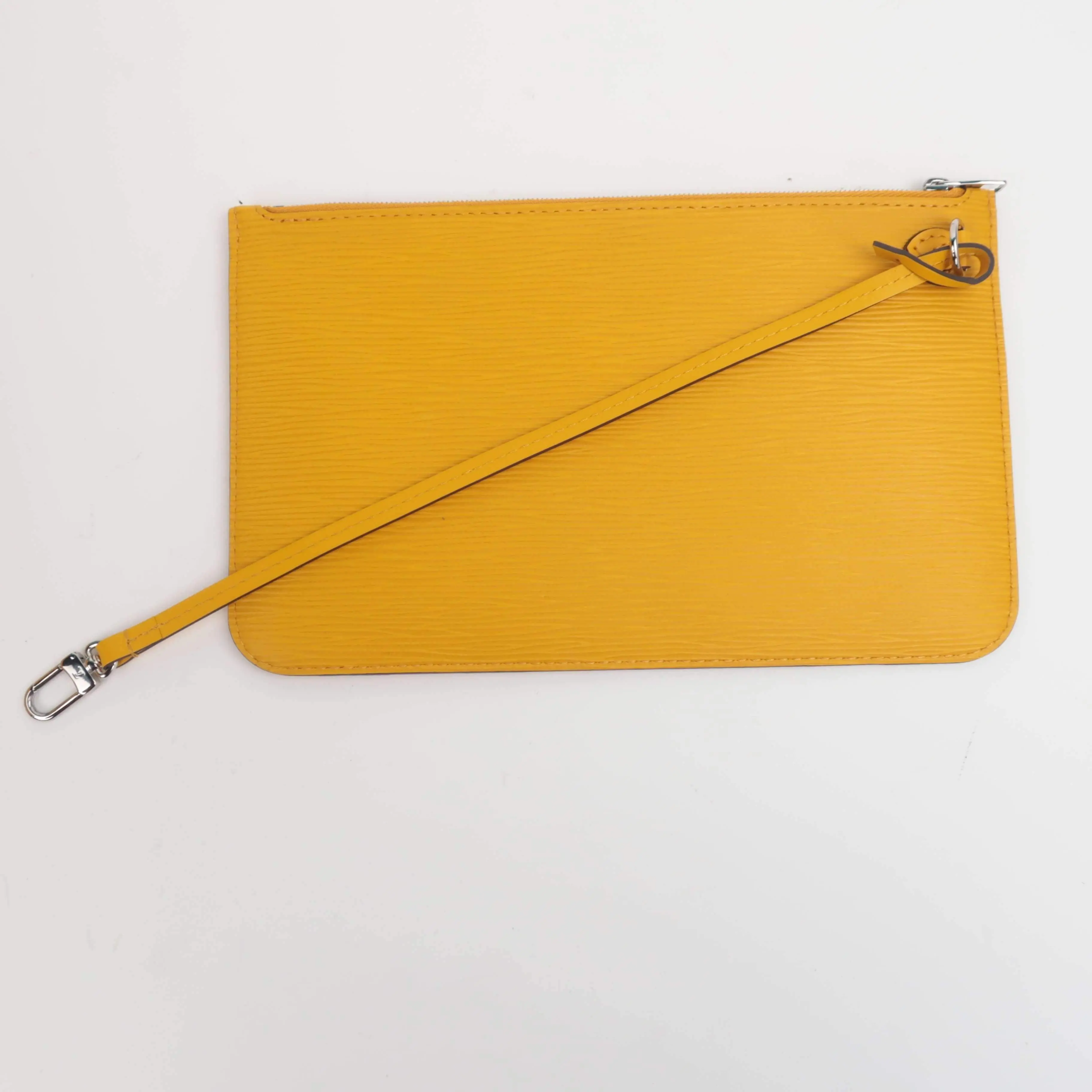 Louis Vuitton Neverfull MM Epi Yellow with pouch - Image 29