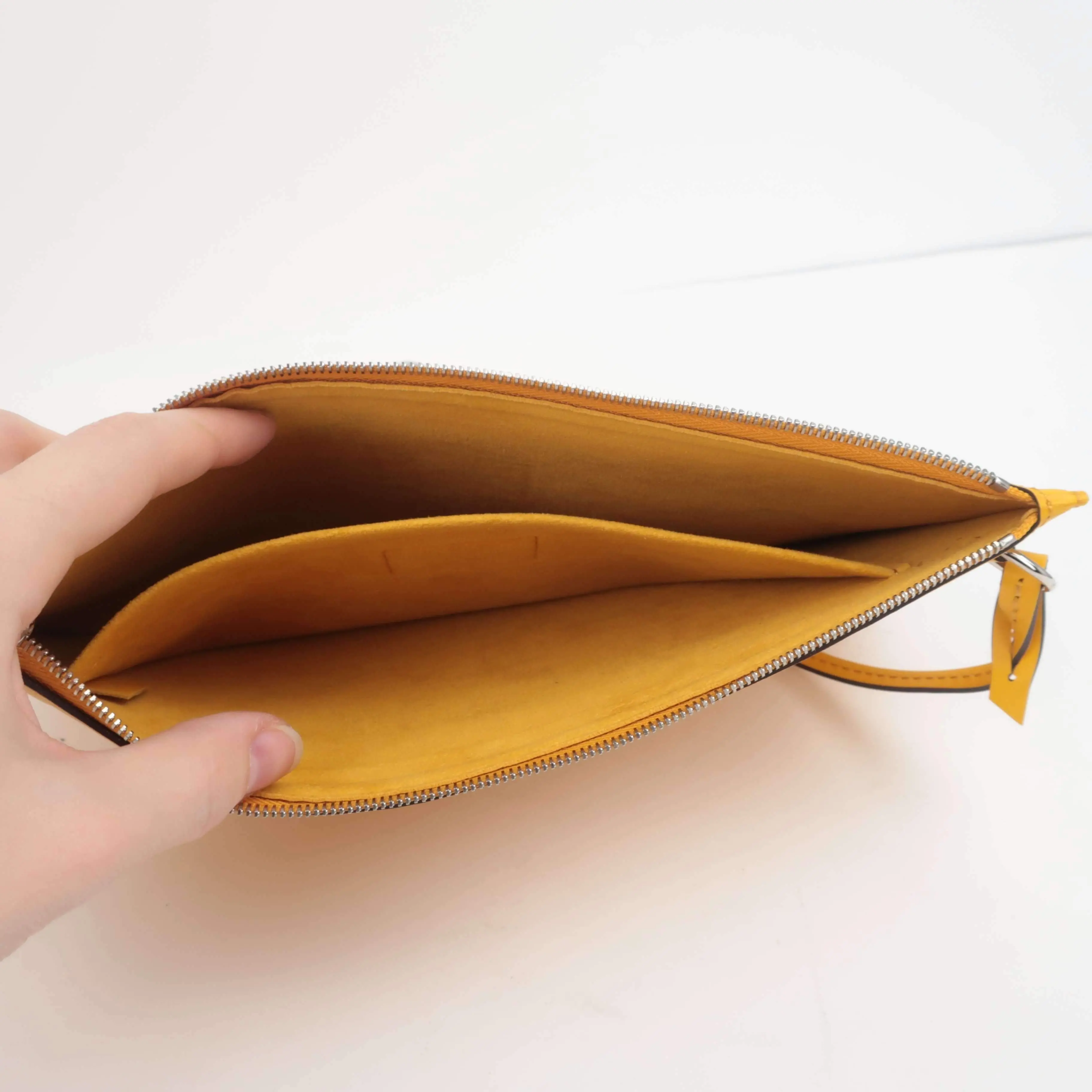 Louis Vuitton Neverfull MM Epi Yellow with pouch - Image 38