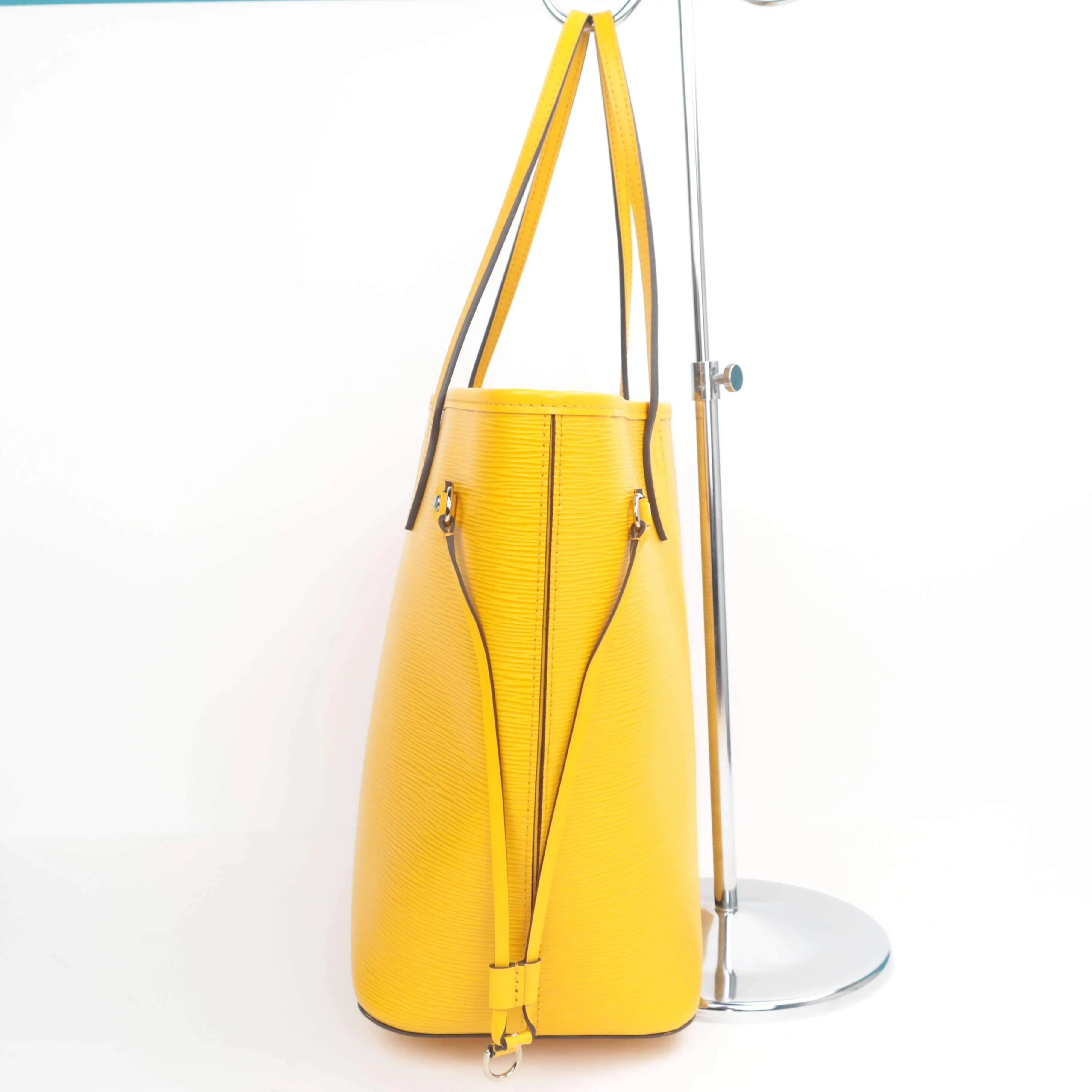 Louis Vuitton Neverfull MM Epi Yellow with pouch - Image 6