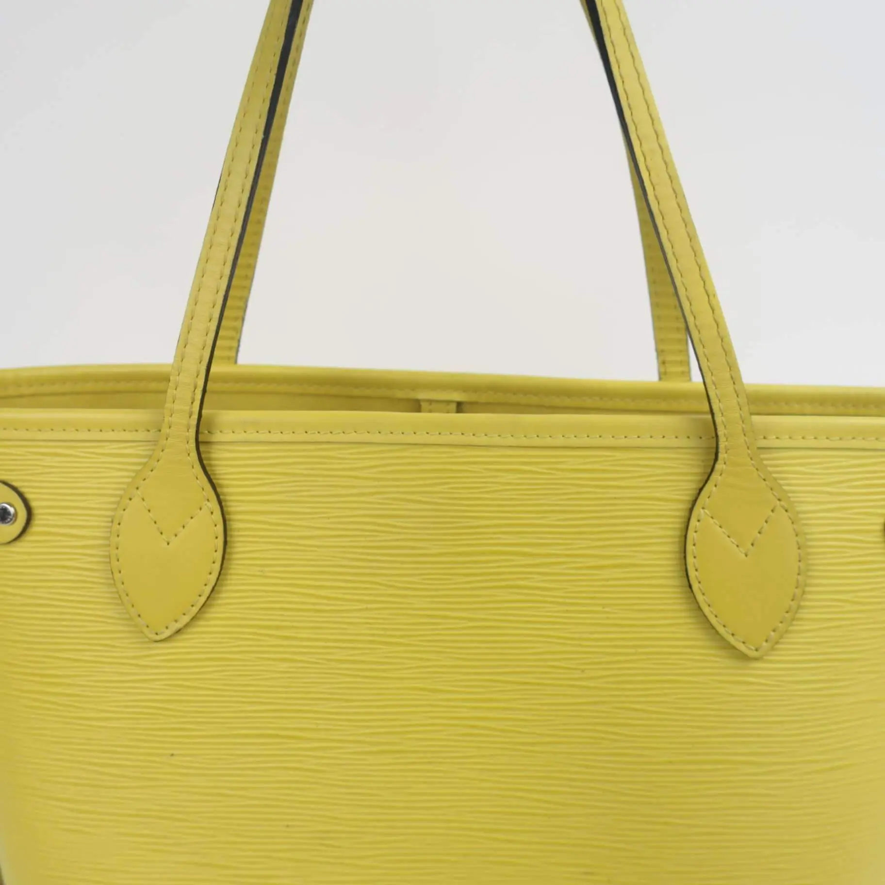 Louis Vuitton Neverfull PM Yellow Epi with Pouch - Image 13
