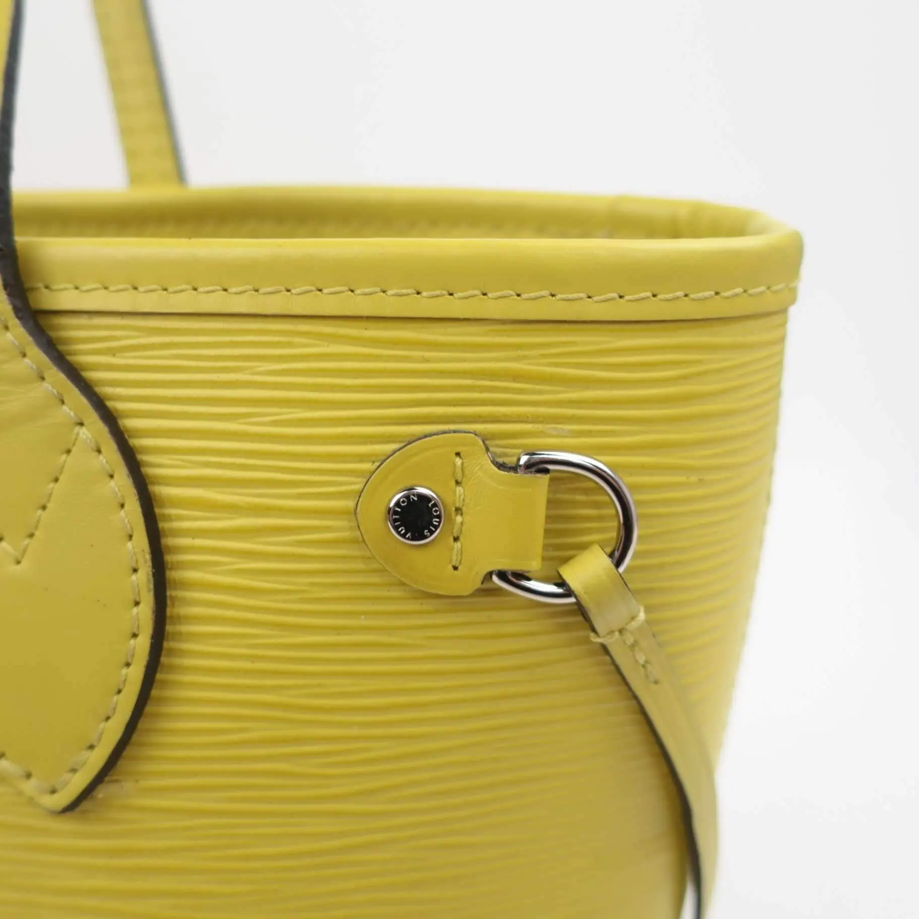 Louis Vuitton Neverfull PM Yellow Epi with Pouch - Image 16