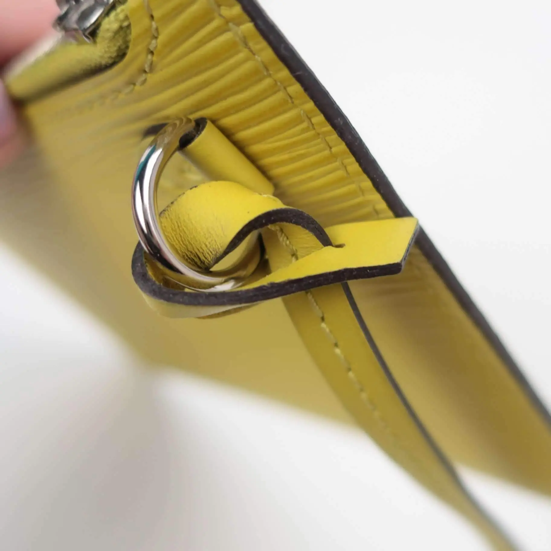 Louis Vuitton Neverfull PM Yellow Epi with Pouch - Image 31