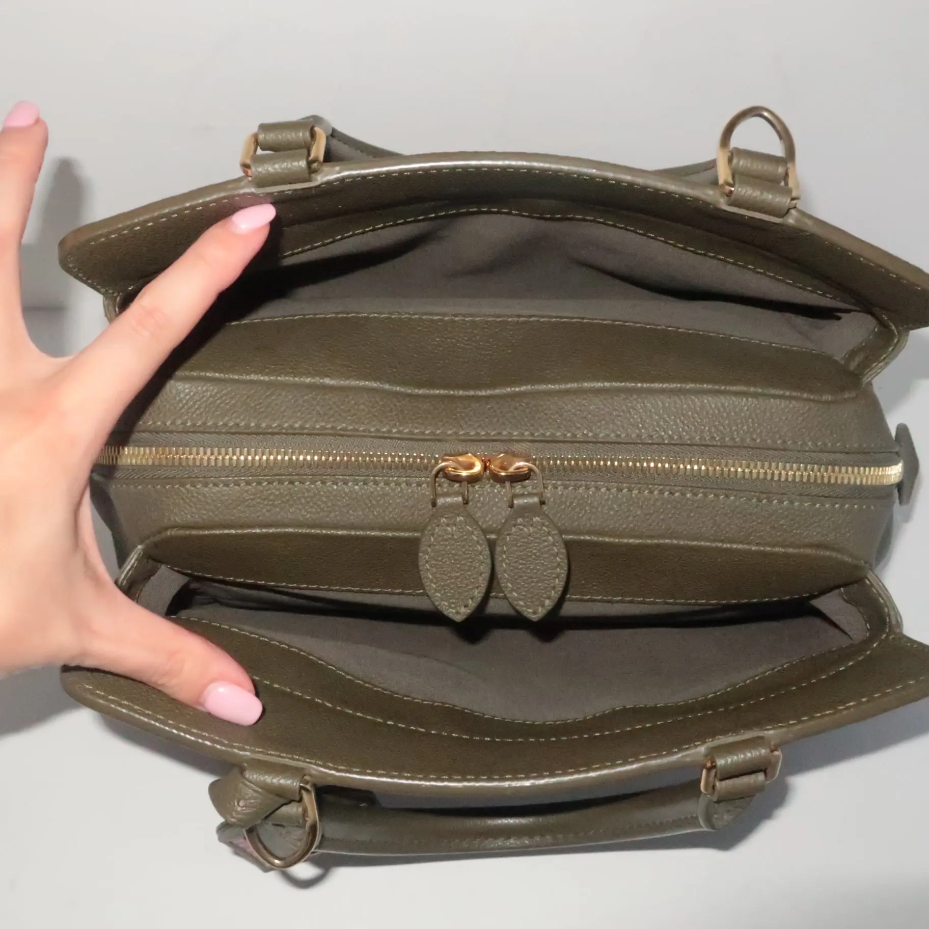 Louis Vuitton Green Empreinte Vosges MM bag - Image 10