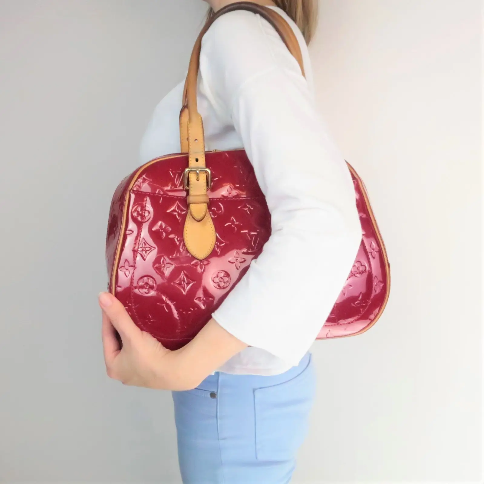 Louis Vuitton Pomme D'Amour Monogram Vernis Summit Drive Bag - Image 2