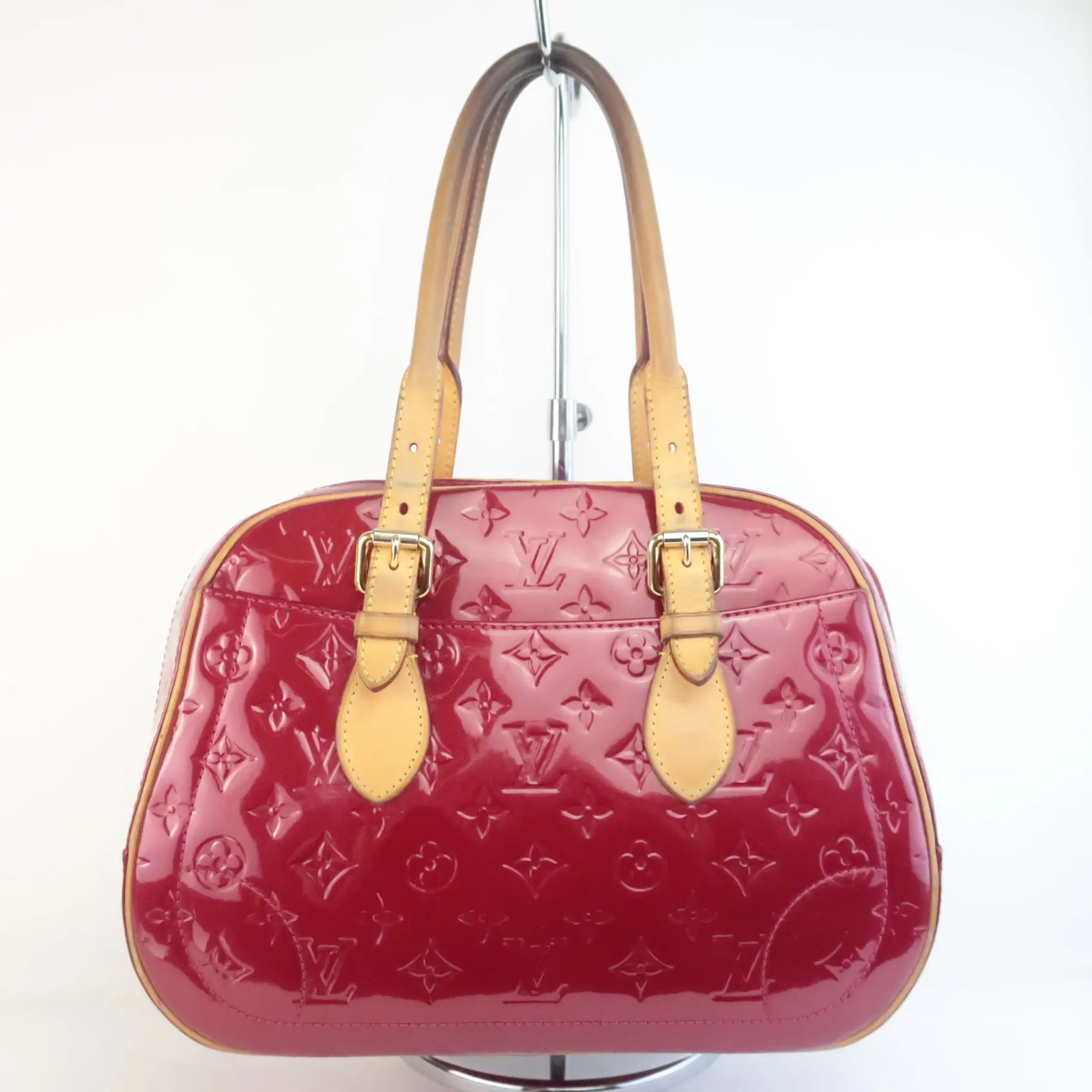 Louis Vuitton Pomme D'Amour Monogram Vernis Summit Drive Bag - Image 5