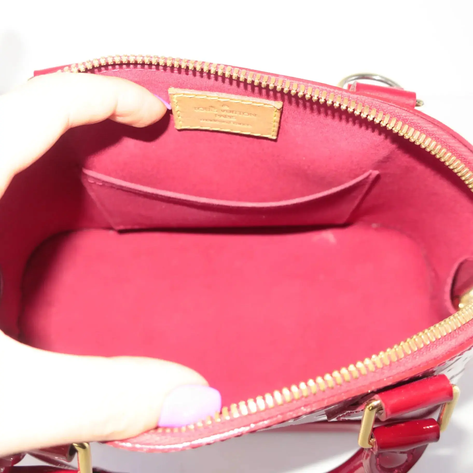 Louis Vuitton Red Monogram Vernis Alma BB Bag - Image 6