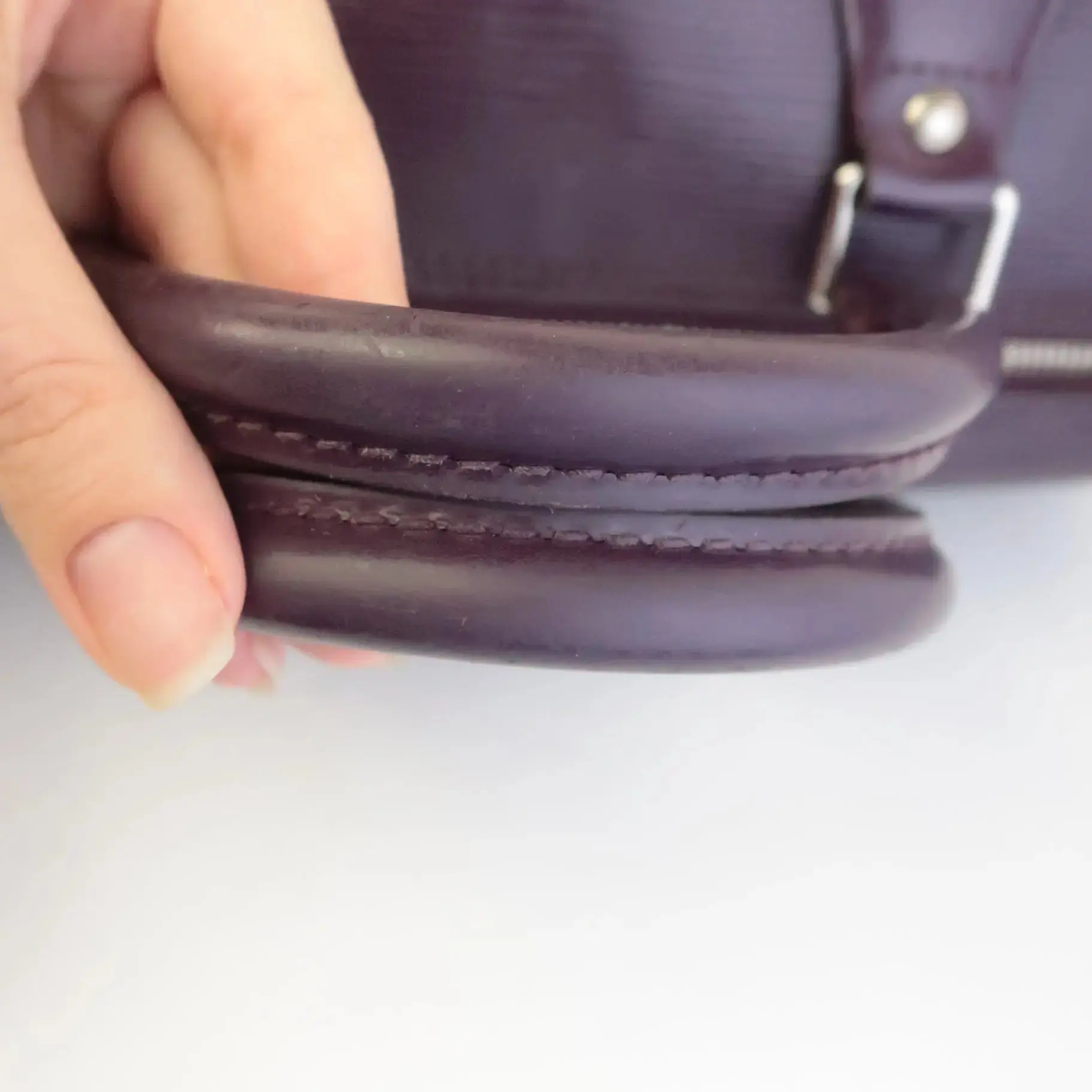 Louis Vuitton Cassis Epi Speedy 35 Bag - Image 7