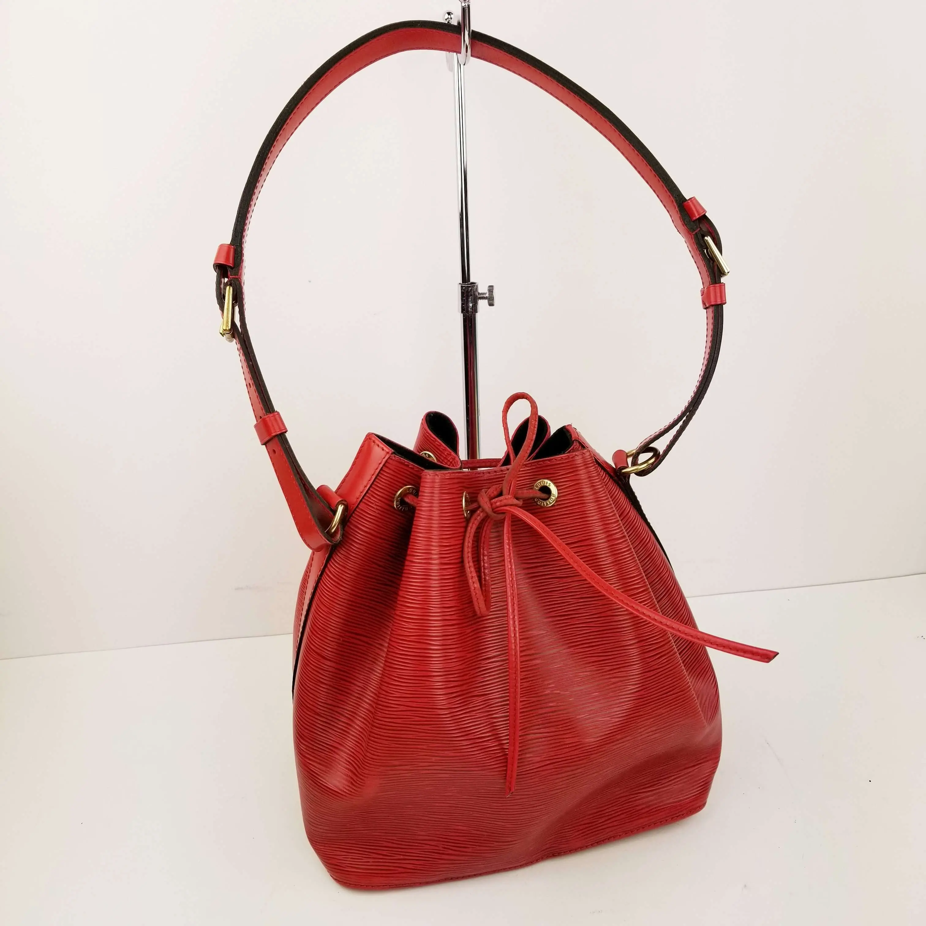 Louis Vuitton Red Epi Leather Petit Noe Bag - Image 2
