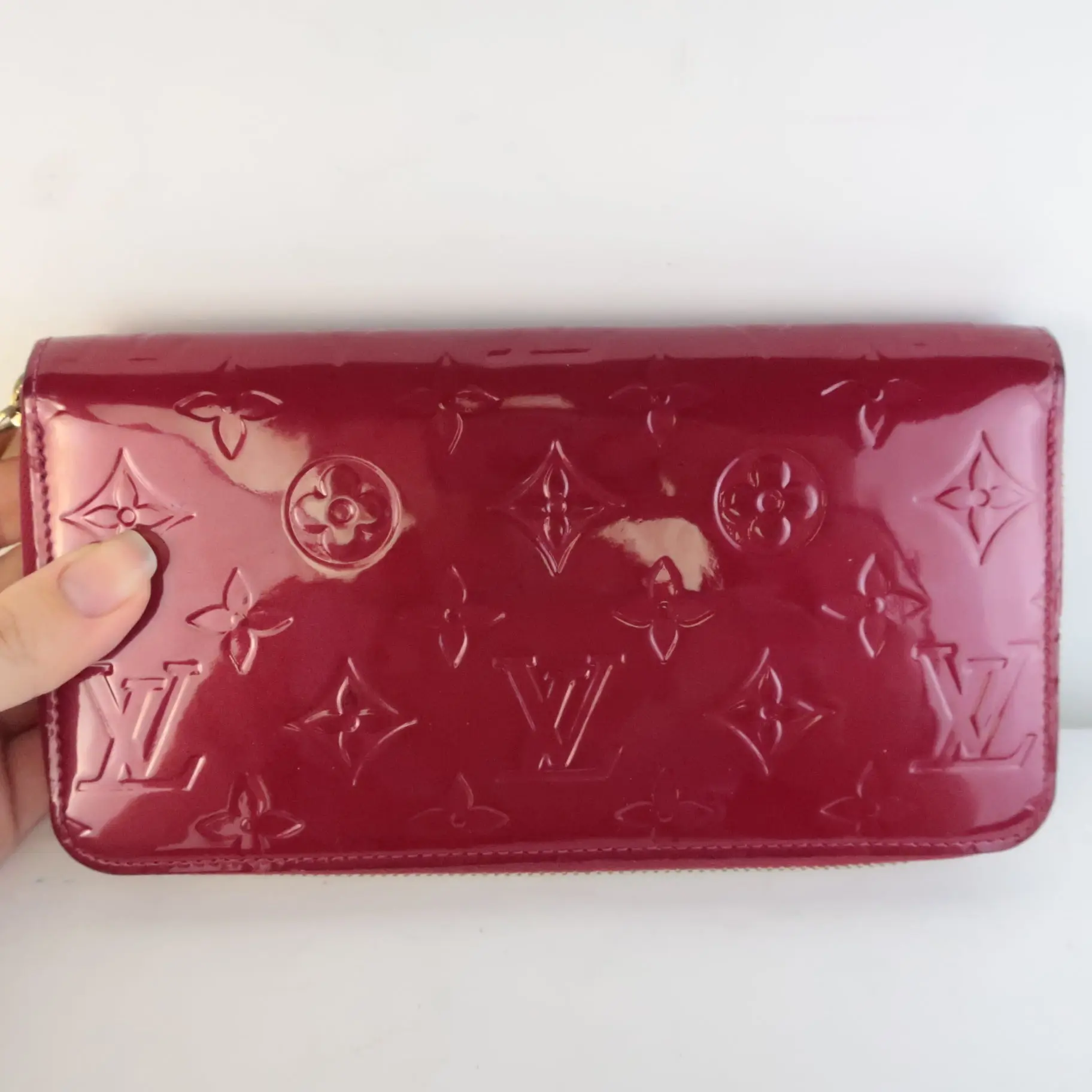 Louis Vuitton Red Monogram Vernis Zippy Wallet - Image 5