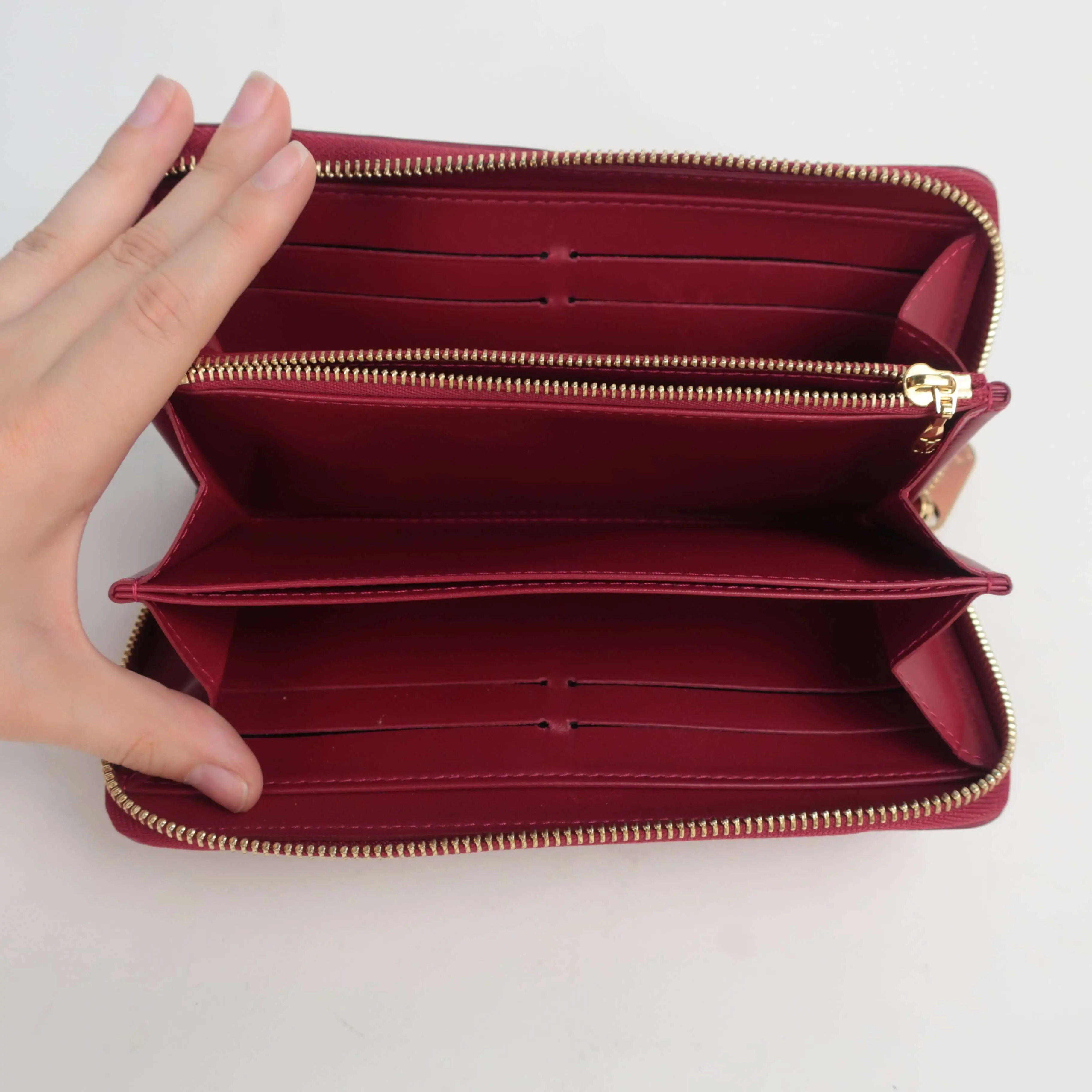 Louis Vuitton Red Vernis Zippy Wallet - Image 3