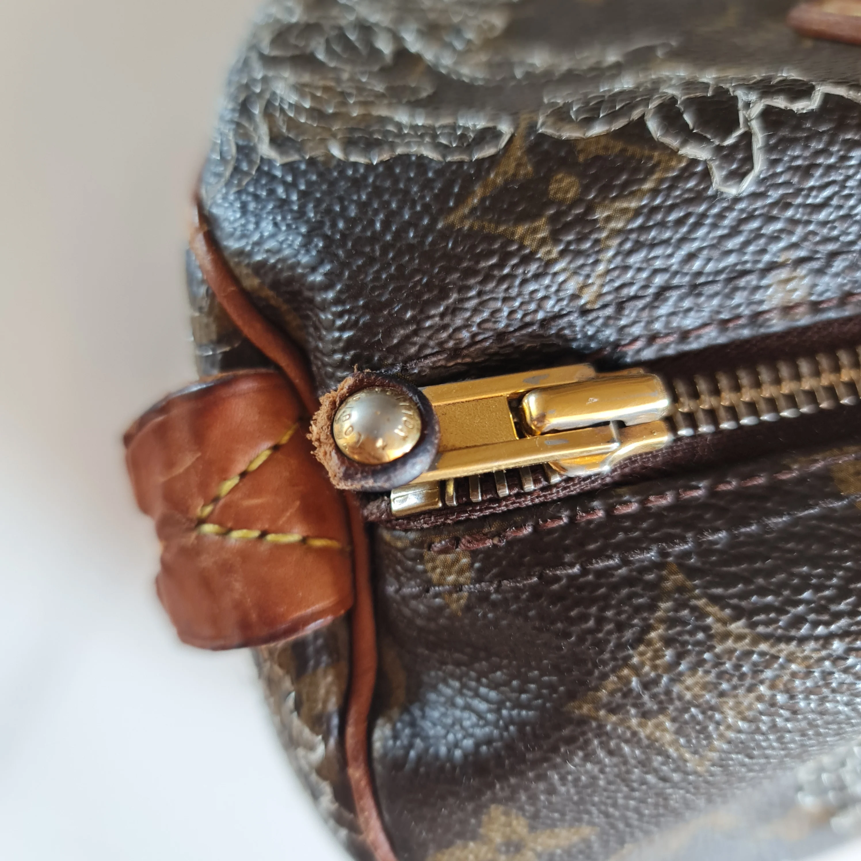 Louis Vuitton Silver Speedy Dentelle Bag (800) - Image 18