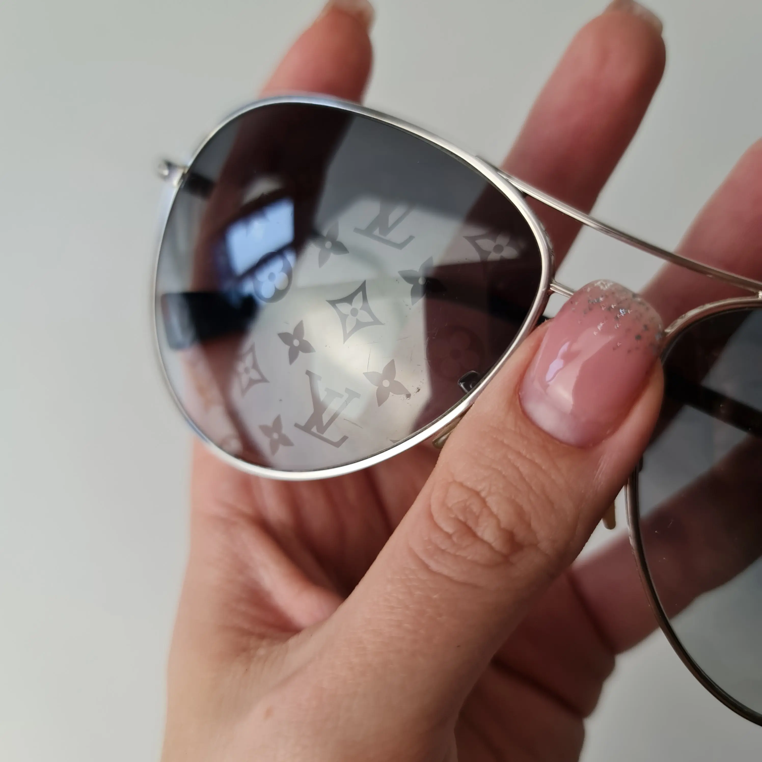 Louis Vuitton Silvertone Monogram Conspiration Pilote Sunglasses (745) - Image 6