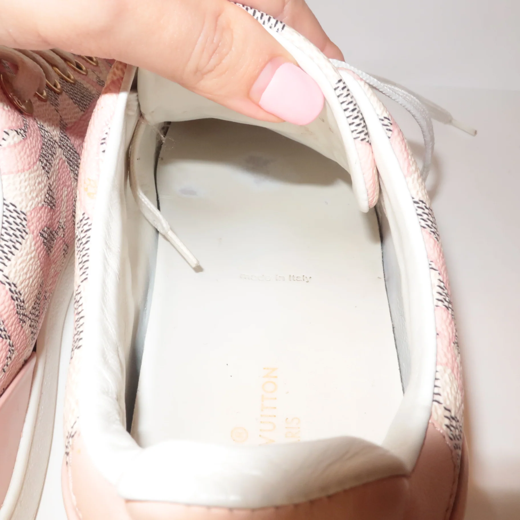 Louis Vuitton Tahitienne Pink Flower Sneakers (774) - Image 13