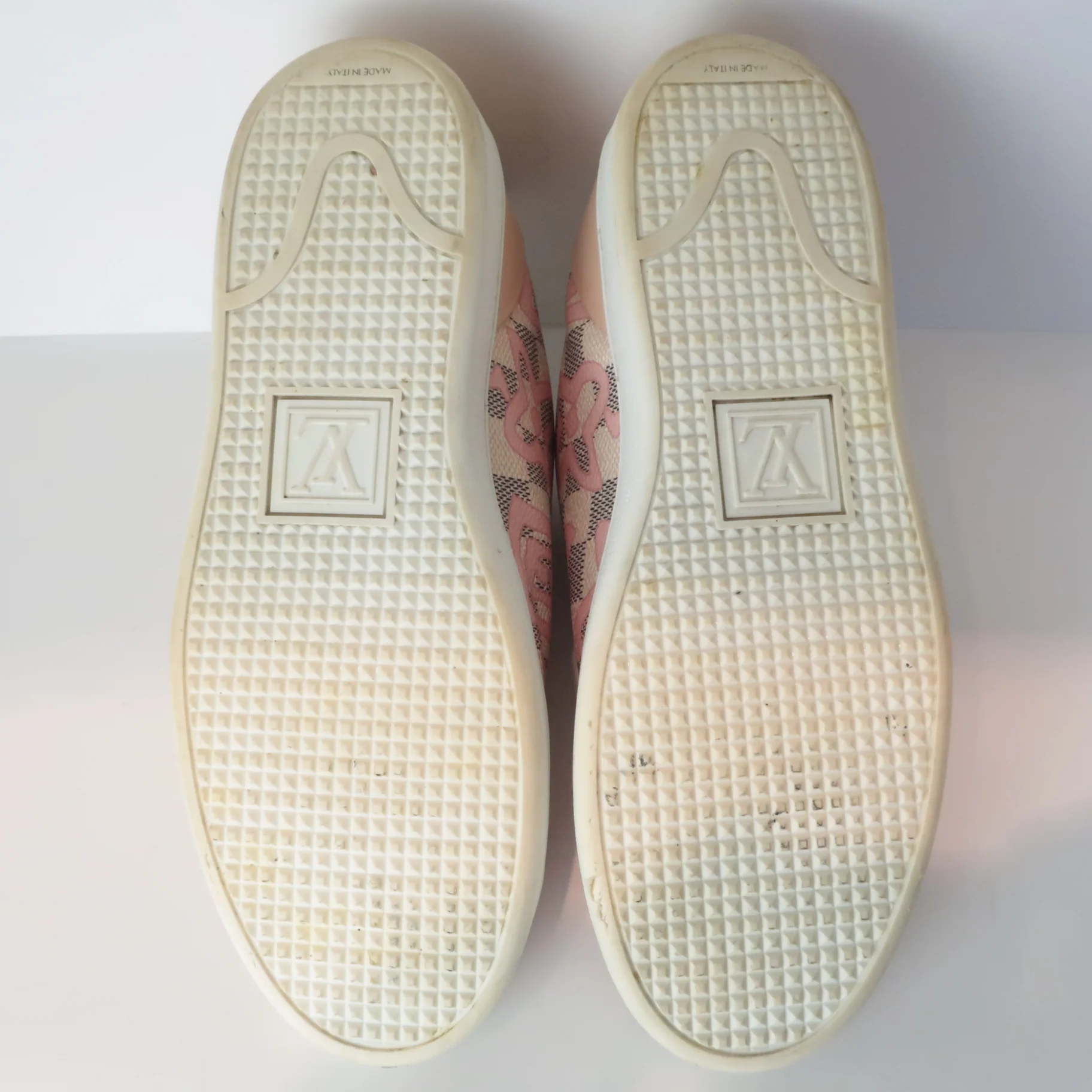 Louis Vuitton Tahitienne Pink Flower Sneakers (774) - Image 5