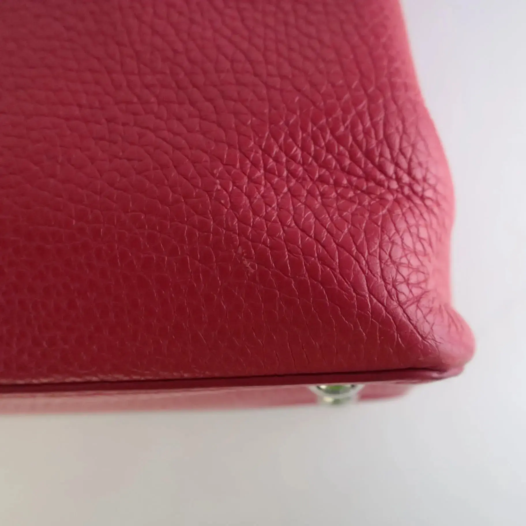 Louis Vuitton Taurillion Leather Python Handle Capucines MM Bag - Image 8