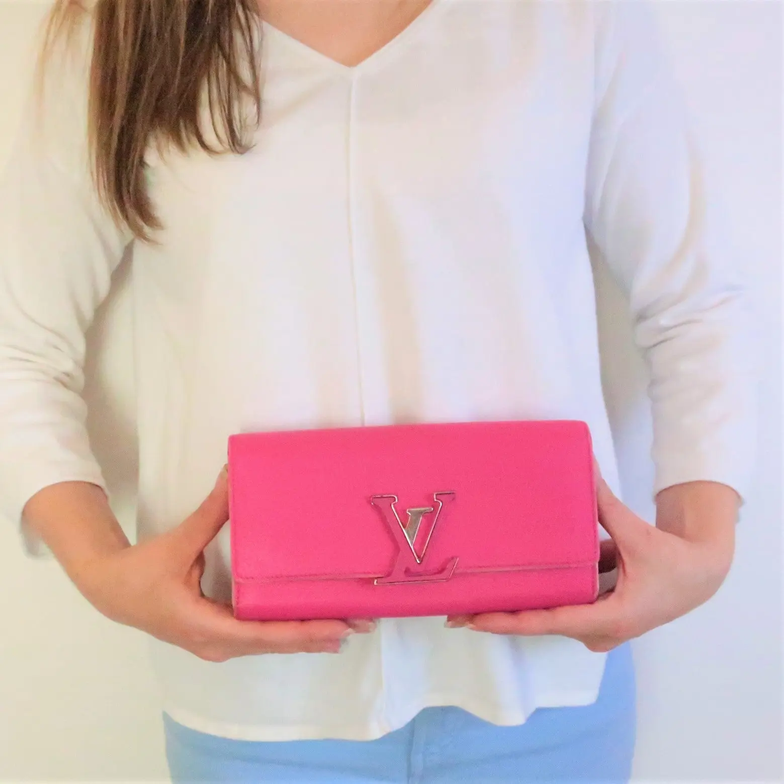 Louis Vuitton Taurillon Leather Capucines Wallet