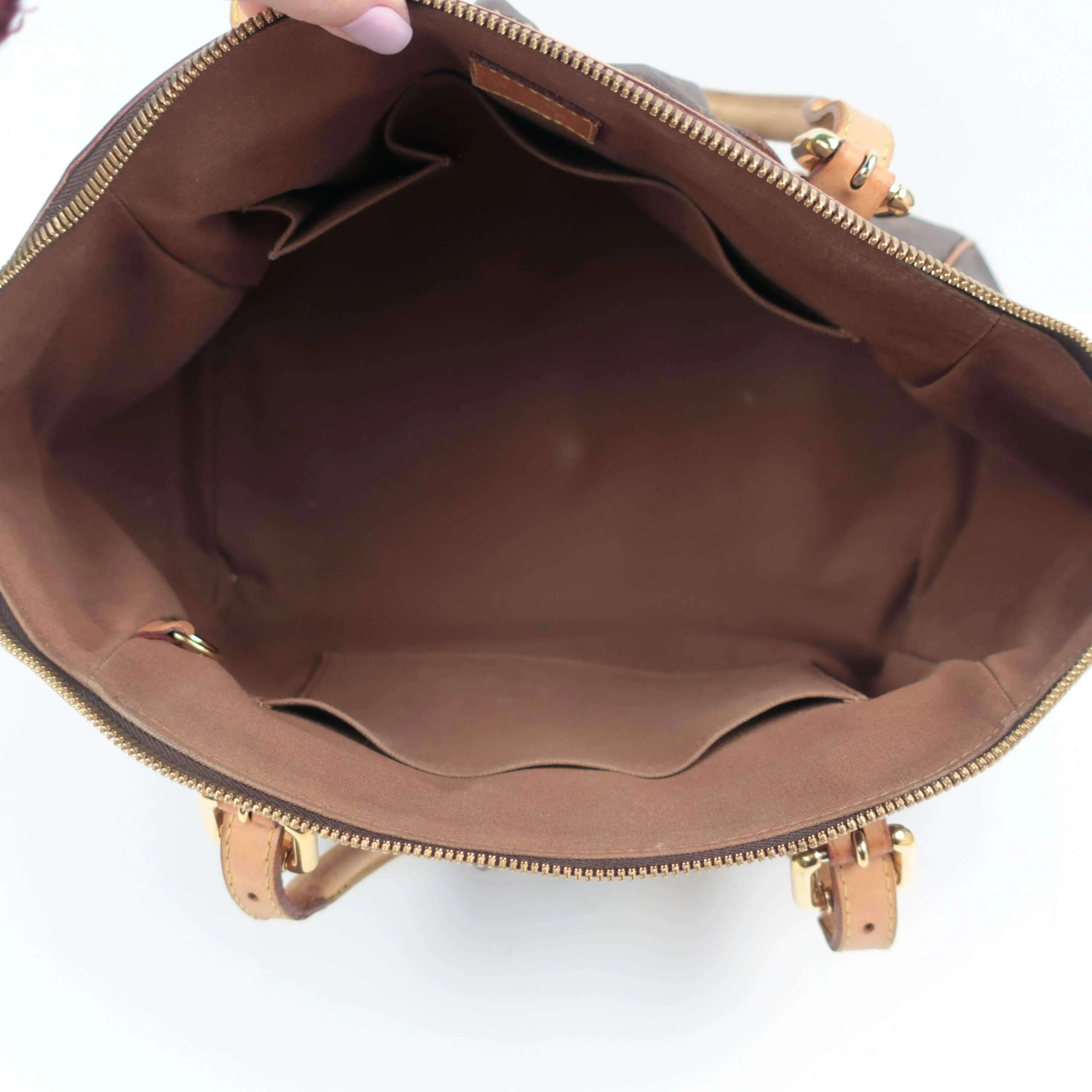 Louis Vuitton Tivoli GM Monogram Bag - Image 32