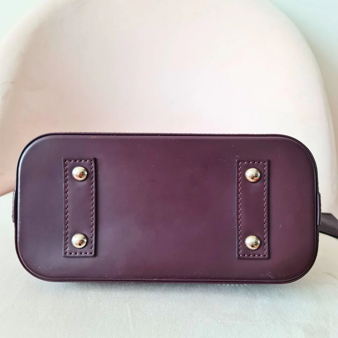 Louis Vuitton Violet Epi Alma BB Crossbody Bag - Image 6