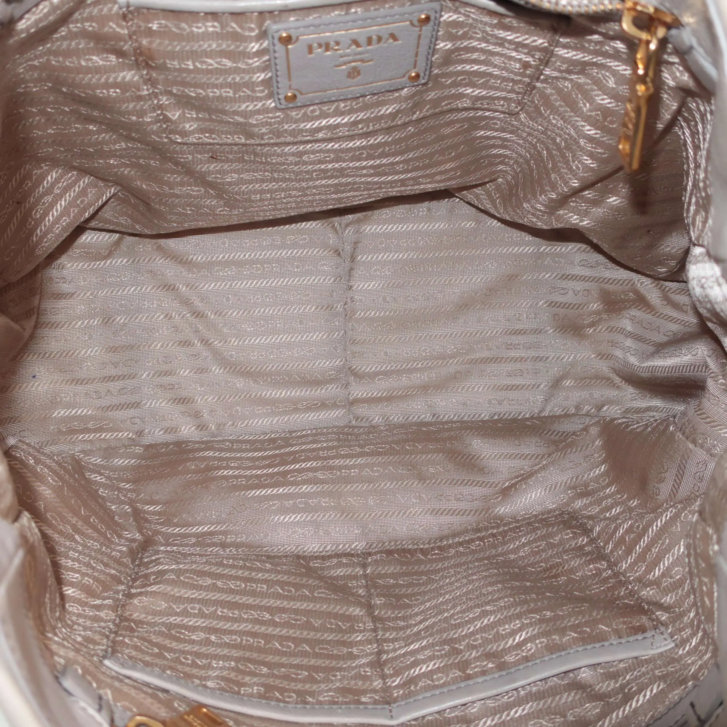 Prada Grey Hobo Leather Bag - Image 7