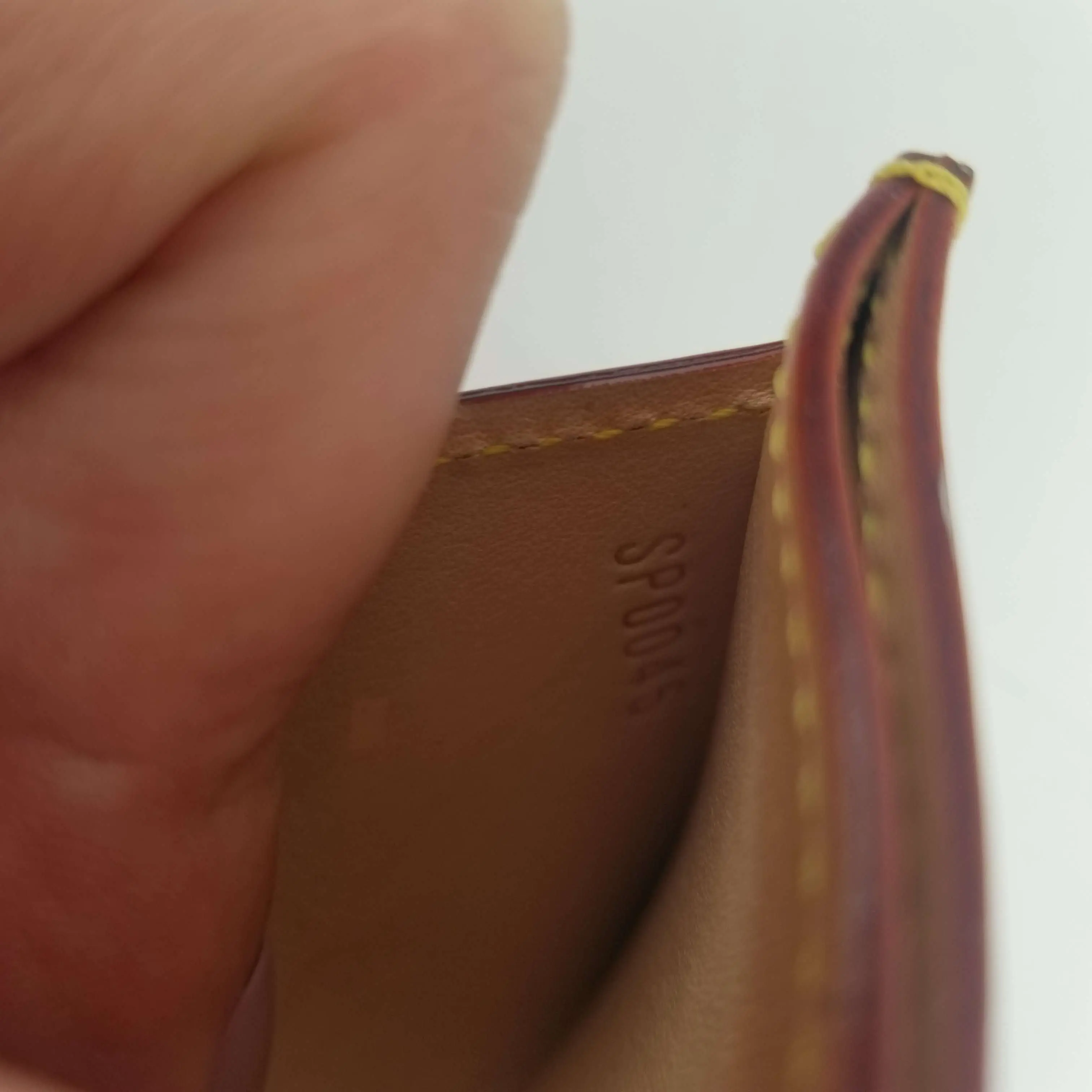 Louis Vuitton Vachetta Card Holder "Louis Vuitton Cup" - Image 6