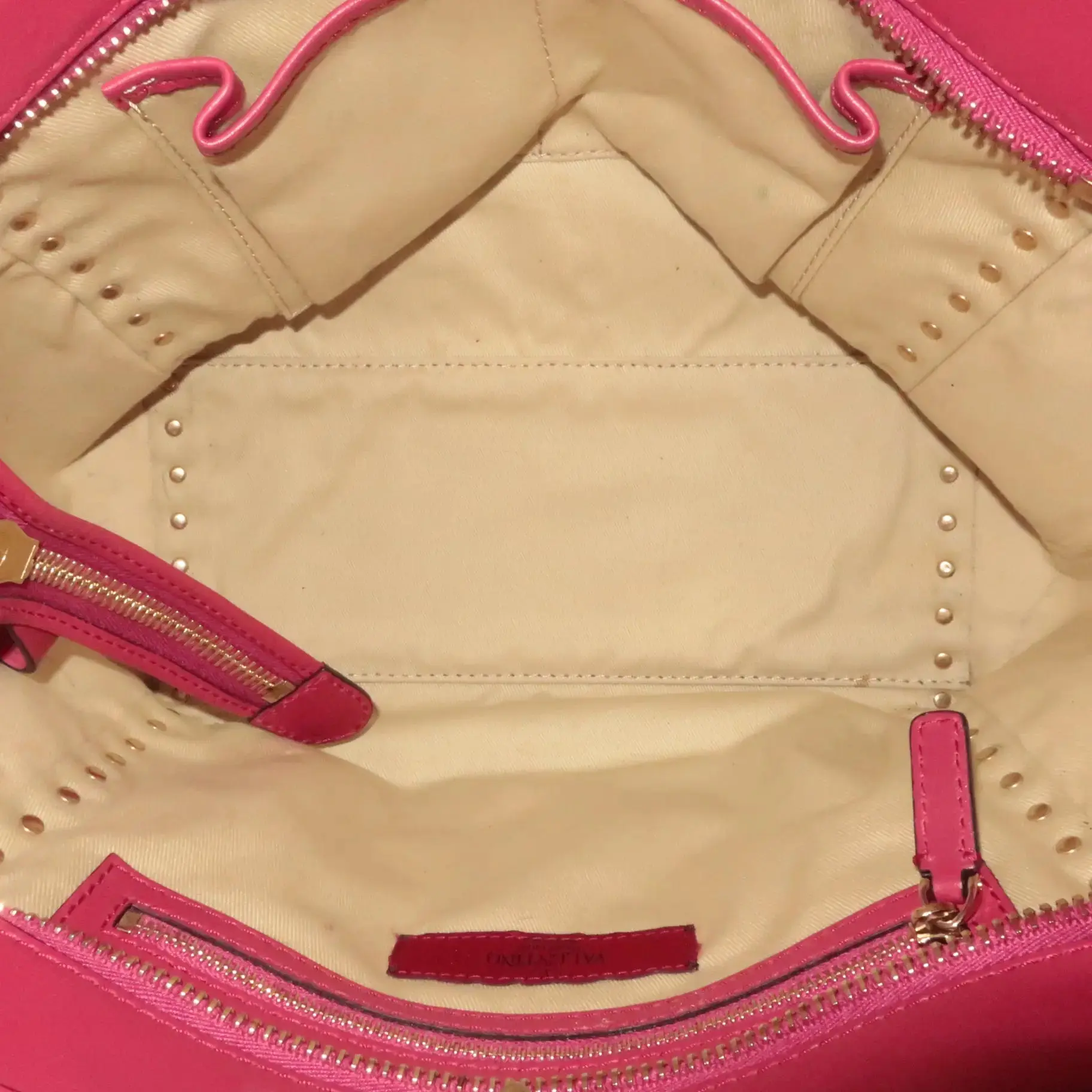 Valentino Leather Medium Tote Rockstud Bag - Image 7