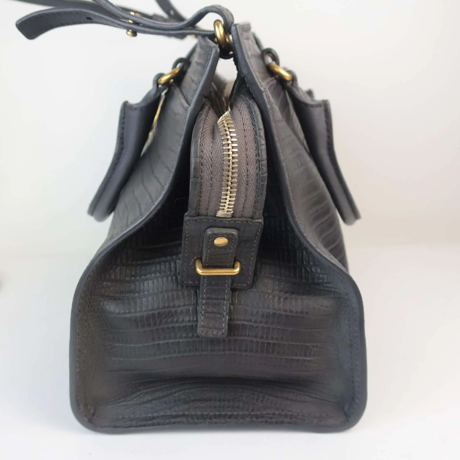 Yves Saint Laurent Small Cabas Crossbody Bag - Image 4